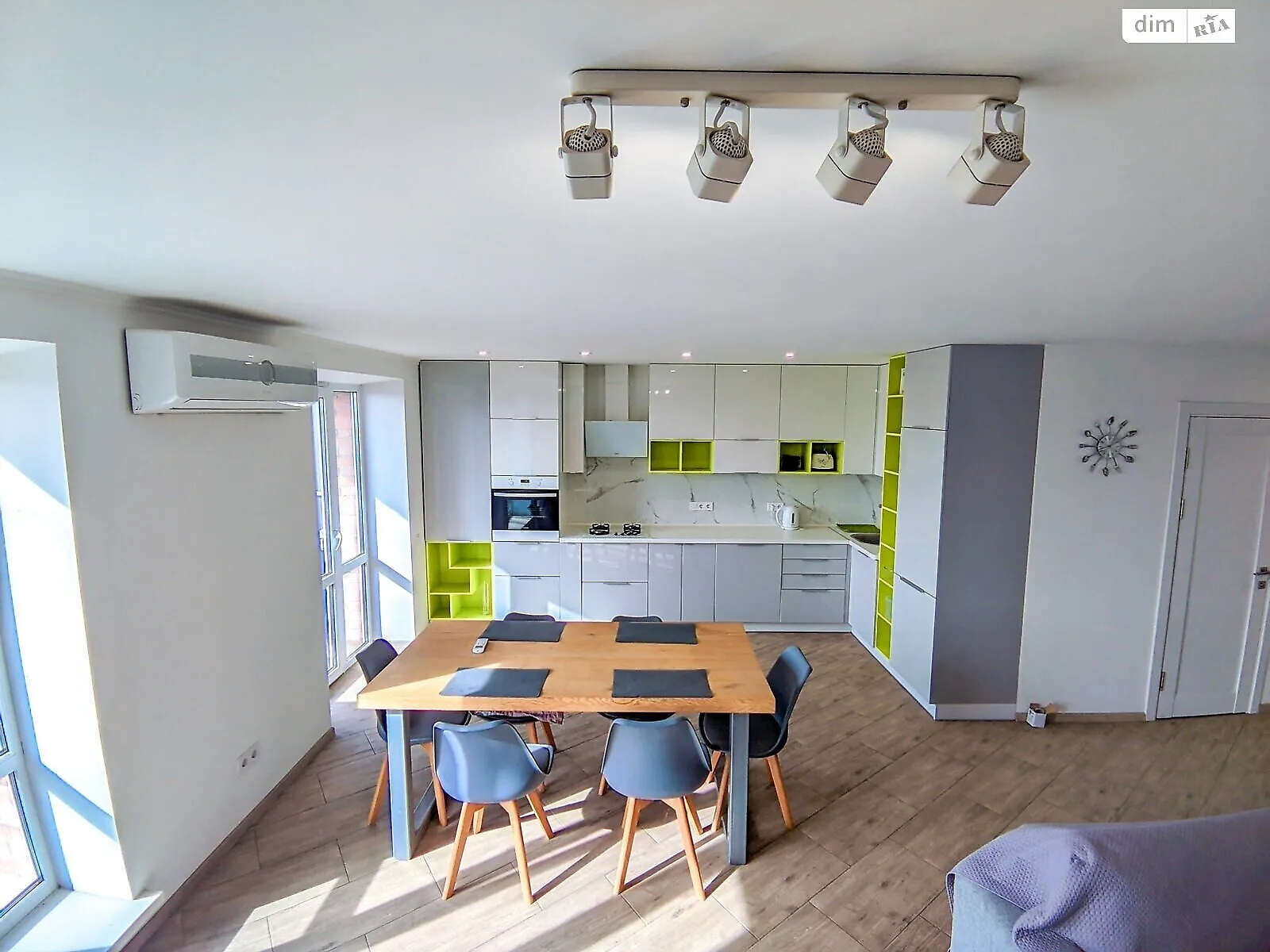 Сдается в аренду 2-комнатная квартира 90.4 кв. м в, цена: 28000 грн - фото 1