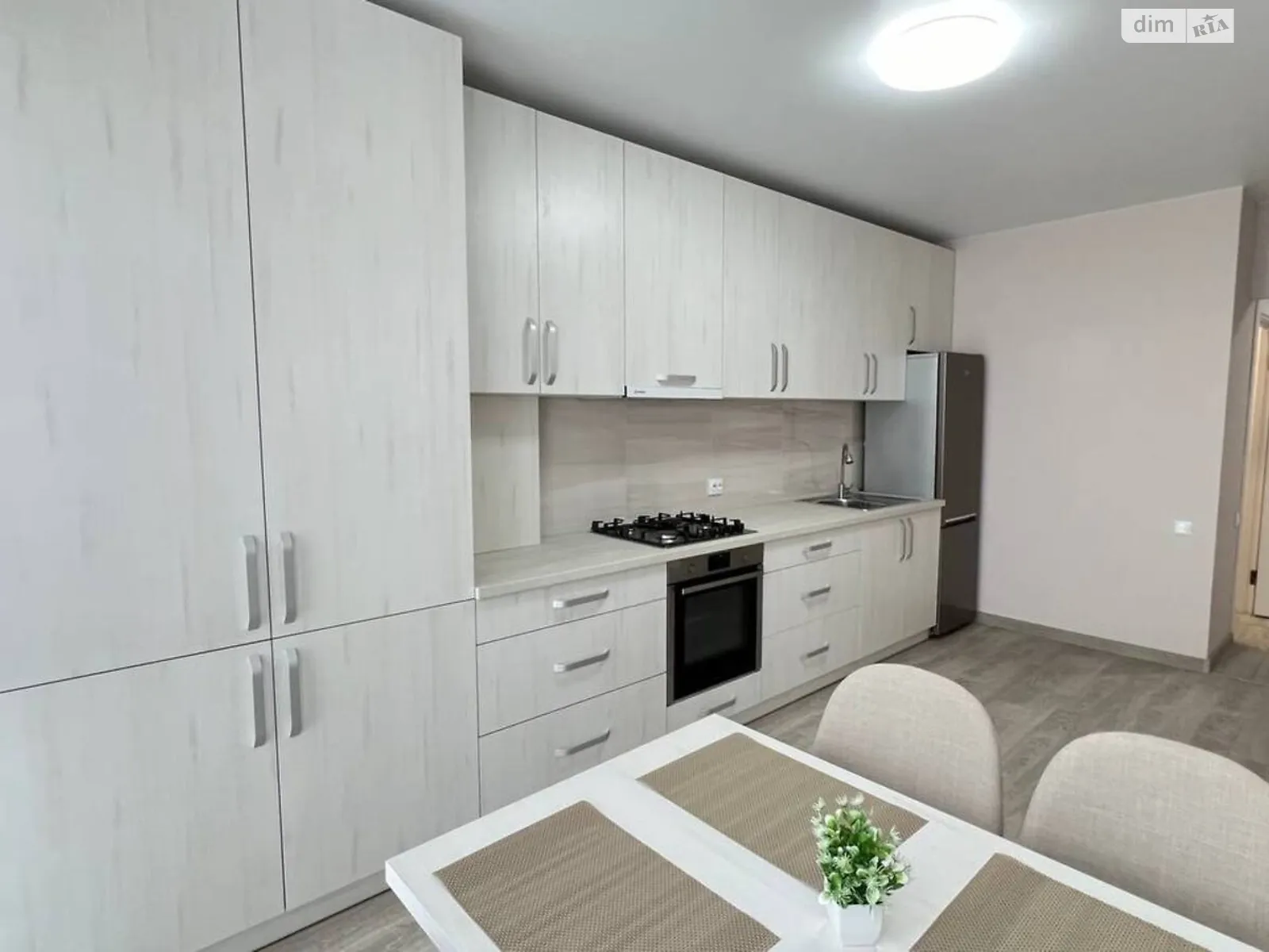 Сдается в аренду 1-комнатная квартира 45.6 кв. м в Виннице, ул. Праведников мира(Максимовича) - фото 1