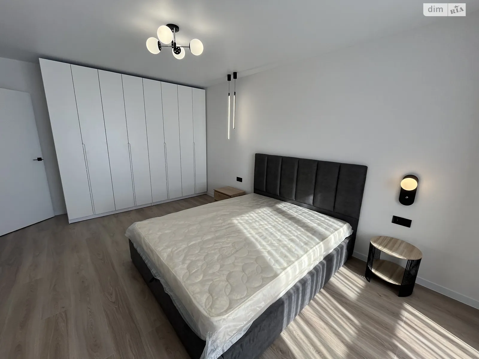 Продается 2-комнатная квартира 57 кв. м в Хмельницком, ул. Сечевых Стрельцов - фото 1