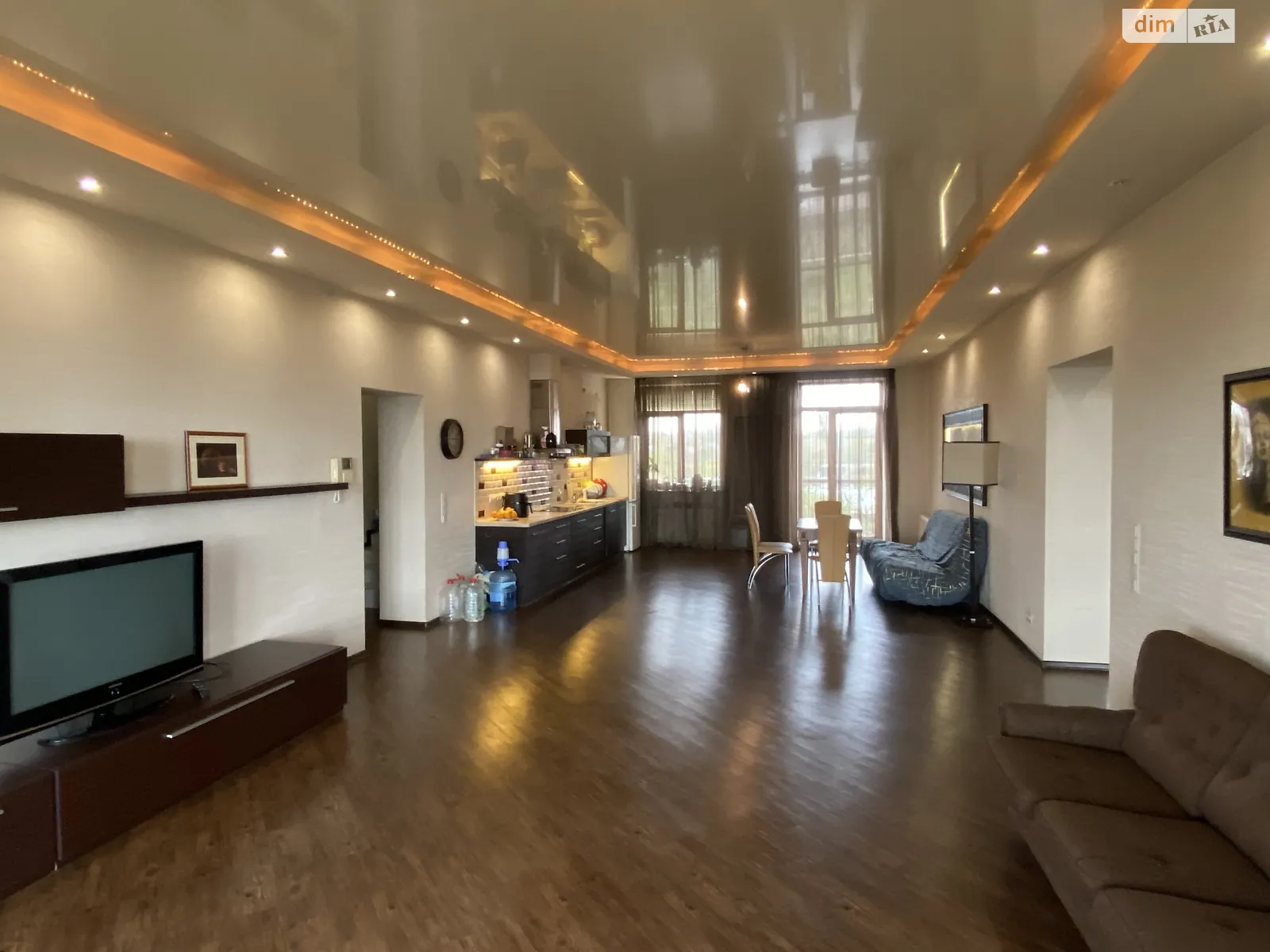 Продается 2-комнатная квартира 148.7 кв. м в Николаеве, ул. Руфина Судковского(Гагарина) - фото 1