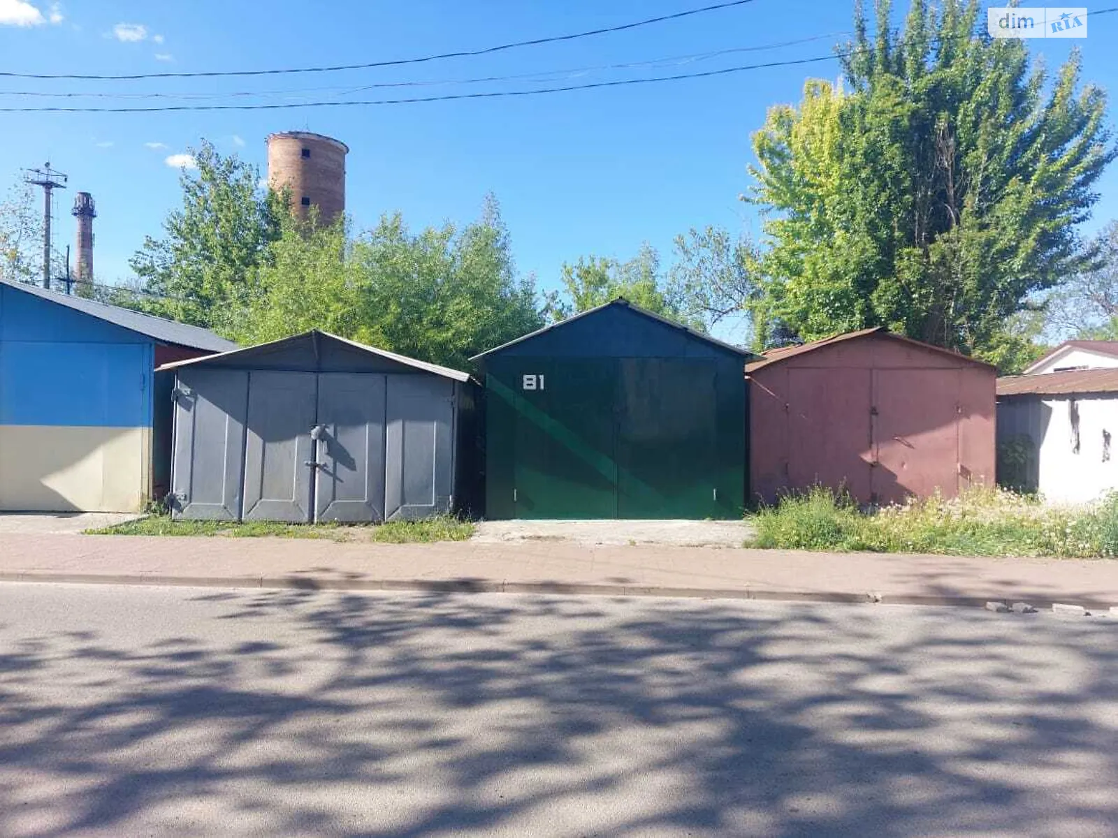 Сдается в аренду отдельно стоящий гараж под легковое авто на 22 кв. м, цена: 40 $ - фото 1