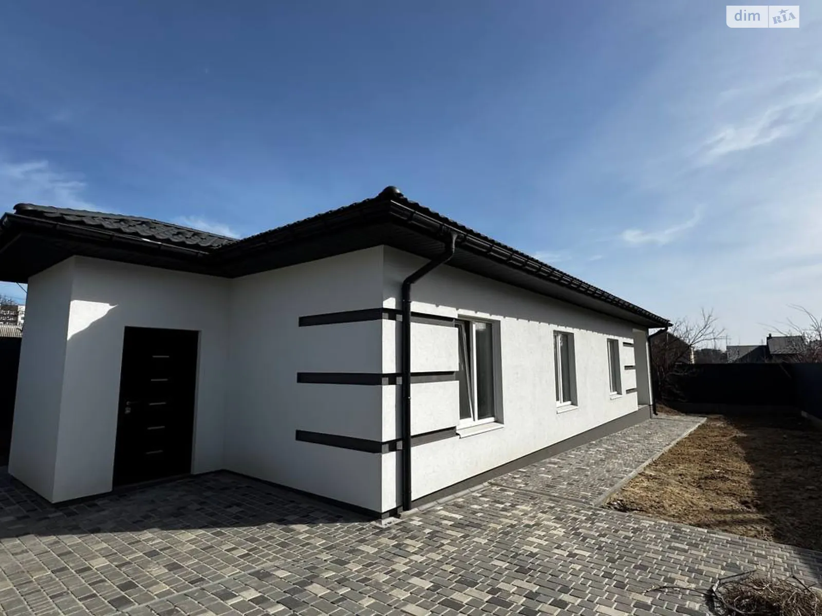 Продається одноповерховий будинок 94.6 кв. м з балконом, цена: 130000 $ - фото 1