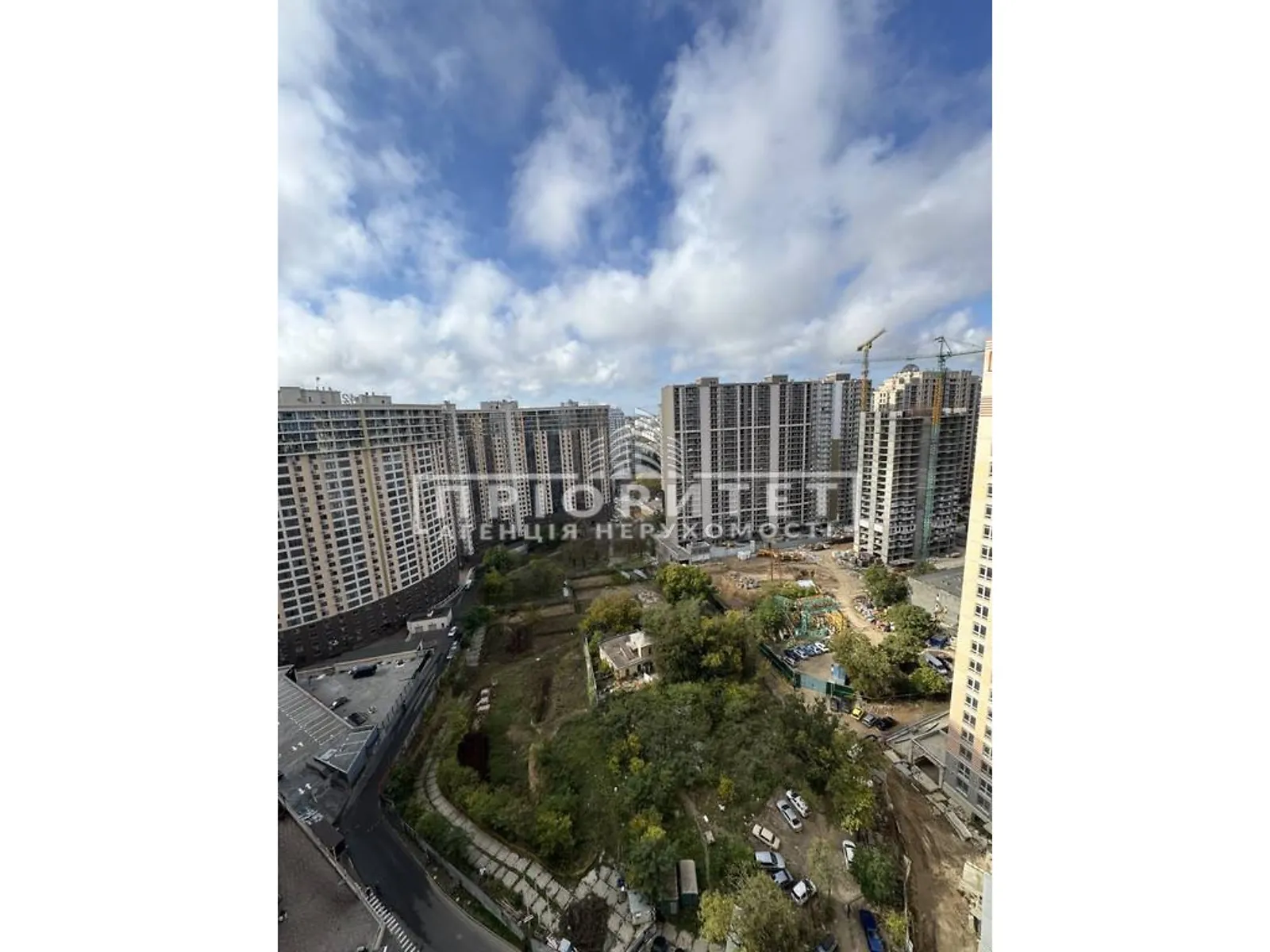 Продается 2-комнатная квартира 75.3 кв. м в Одессе, пер. Курортный - фото 1