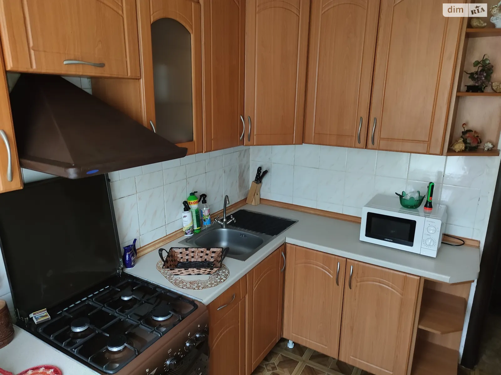 Продается 3-комнатная квартира 65 кв. м в Чернигове, ул. Пятницкая, 32 - фото 1