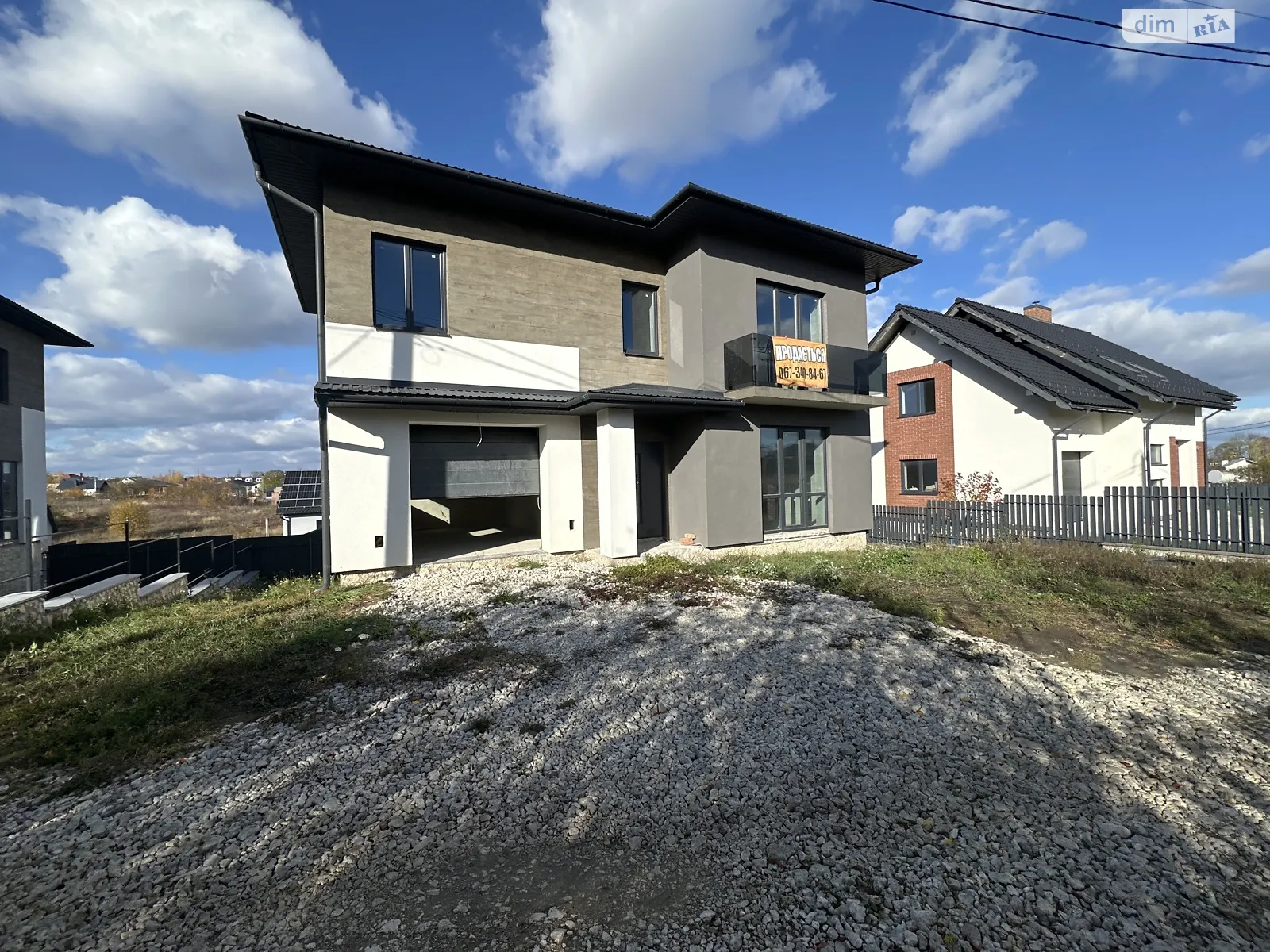 Продается дом на 2 этажа 120 кв. м с участком, цена: 96300 $ - фото 1