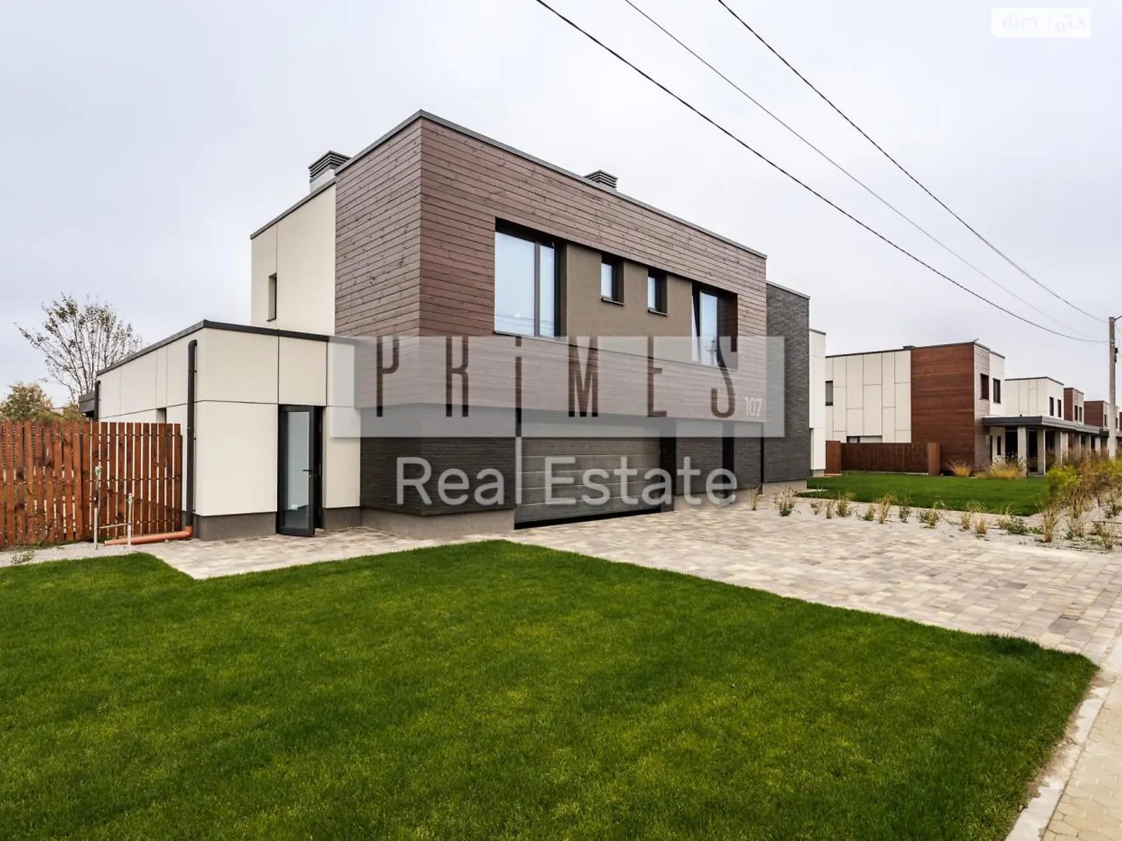 Продается дом на 2 этажа 408 кв. м с террасой, цена: 470000 $ - фото 1