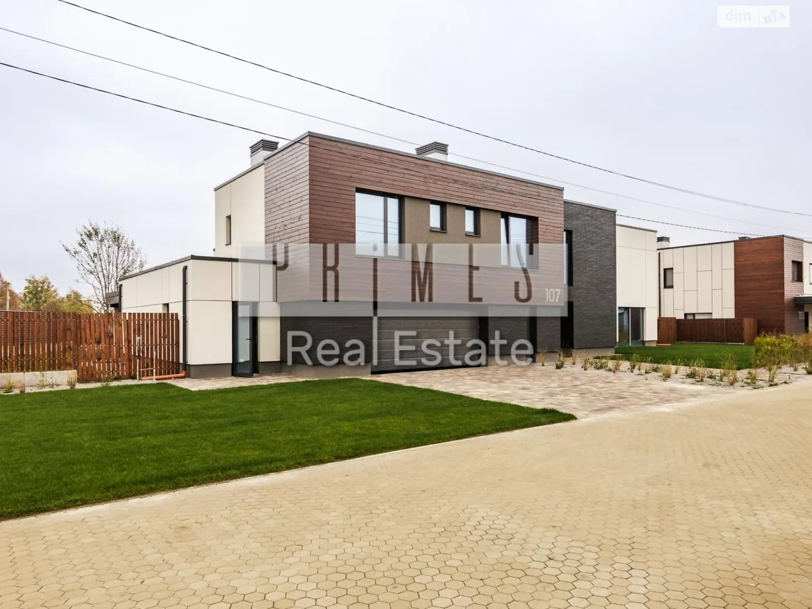 Продается дом на 2 этажа 408 кв. м с подвалом, цена: 470000 $ - фото 1