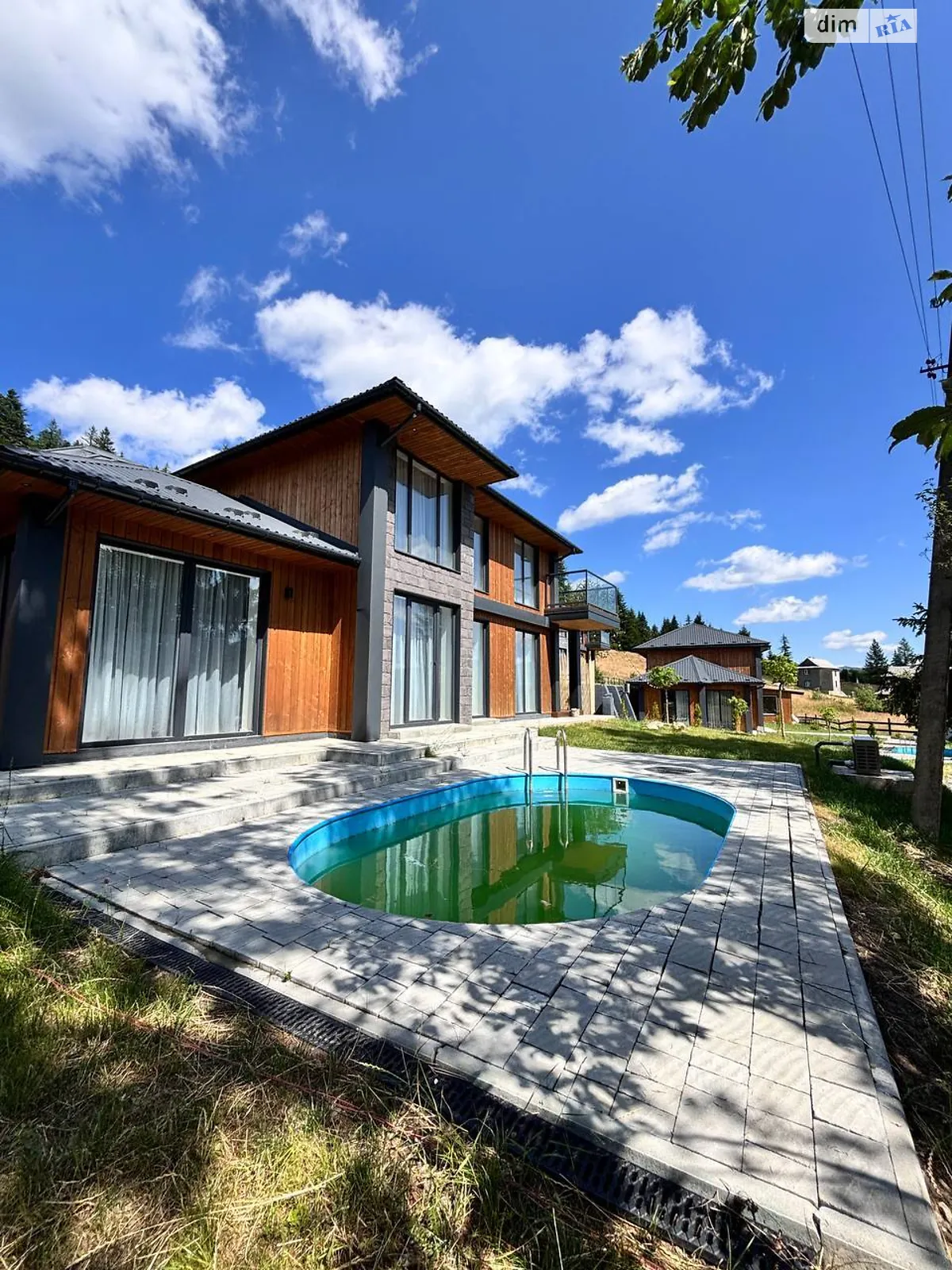 Продается дом на 2 этажа 123 кв. м с бассейном, цена: 240000 $ - фото 1