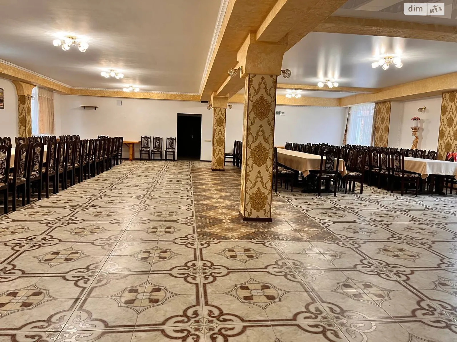 Продається об'єкт сфери послуг 400 кв. м в 2-поверховій будівлі, цена: 170000 $ - фото 1