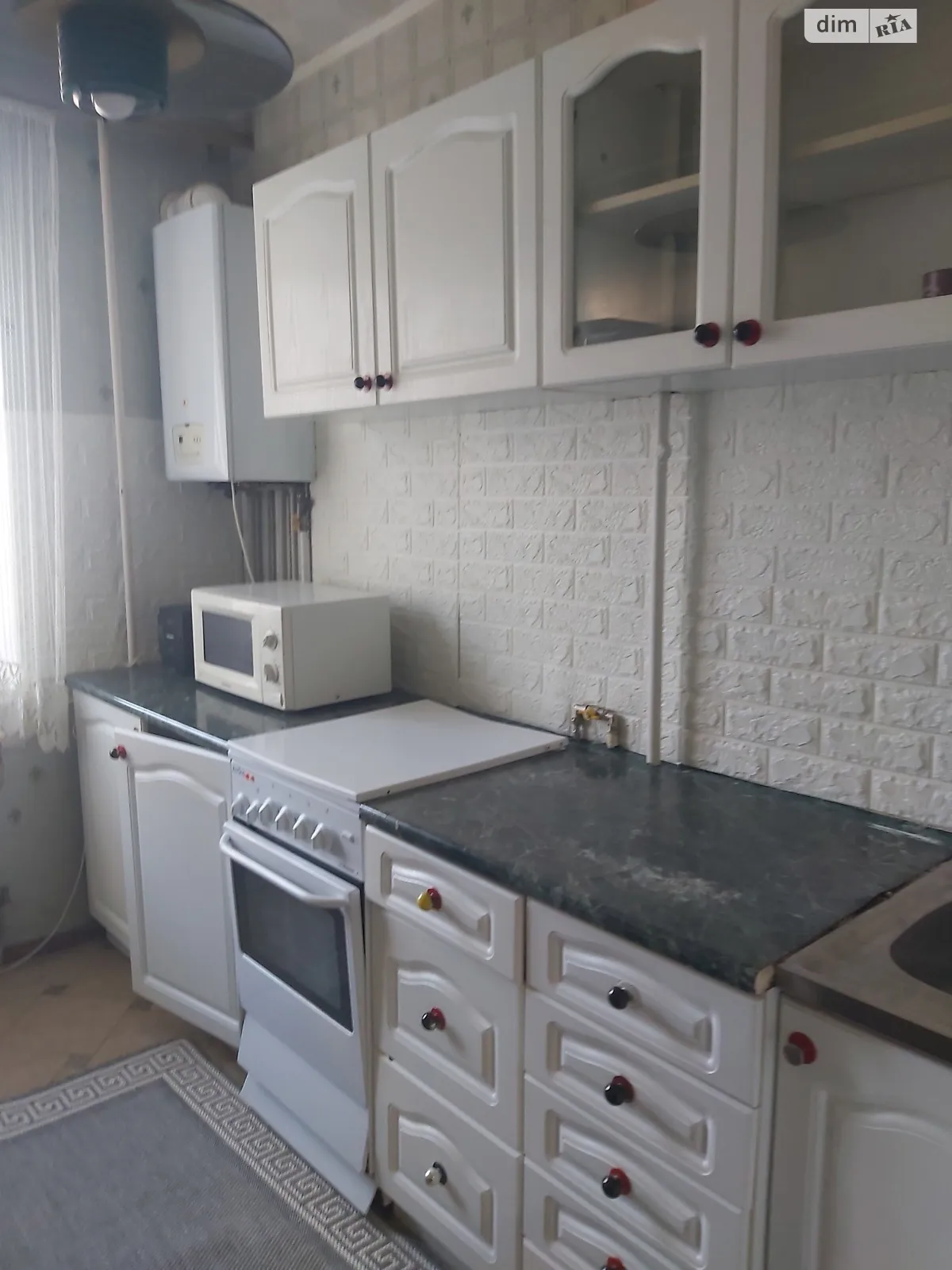 2-кімнатна квартира 50 кв. м у Тернополі, вул. Рєпіна - фото 1