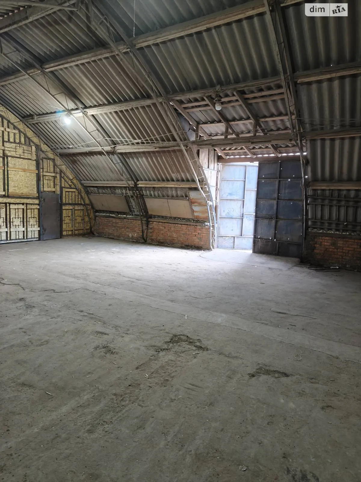 Здається в оренду об'єкт сфери послуг 140 кв. м в 1-поверховій будівлі, цена: 14000 грн - фото 1