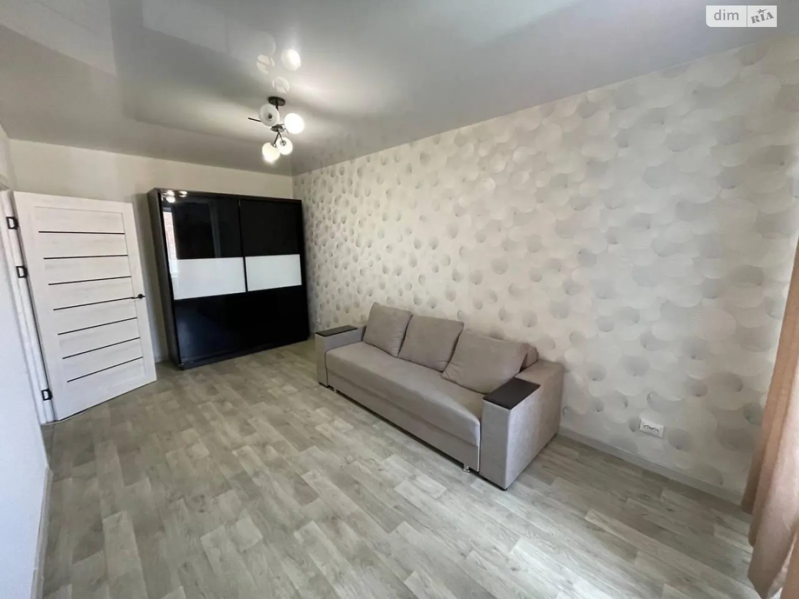 Продається 1-кімнатна квартира 41.1 кв. м у Хмельницькому, вул. Болбочана Петра, 3/1 - фото 1