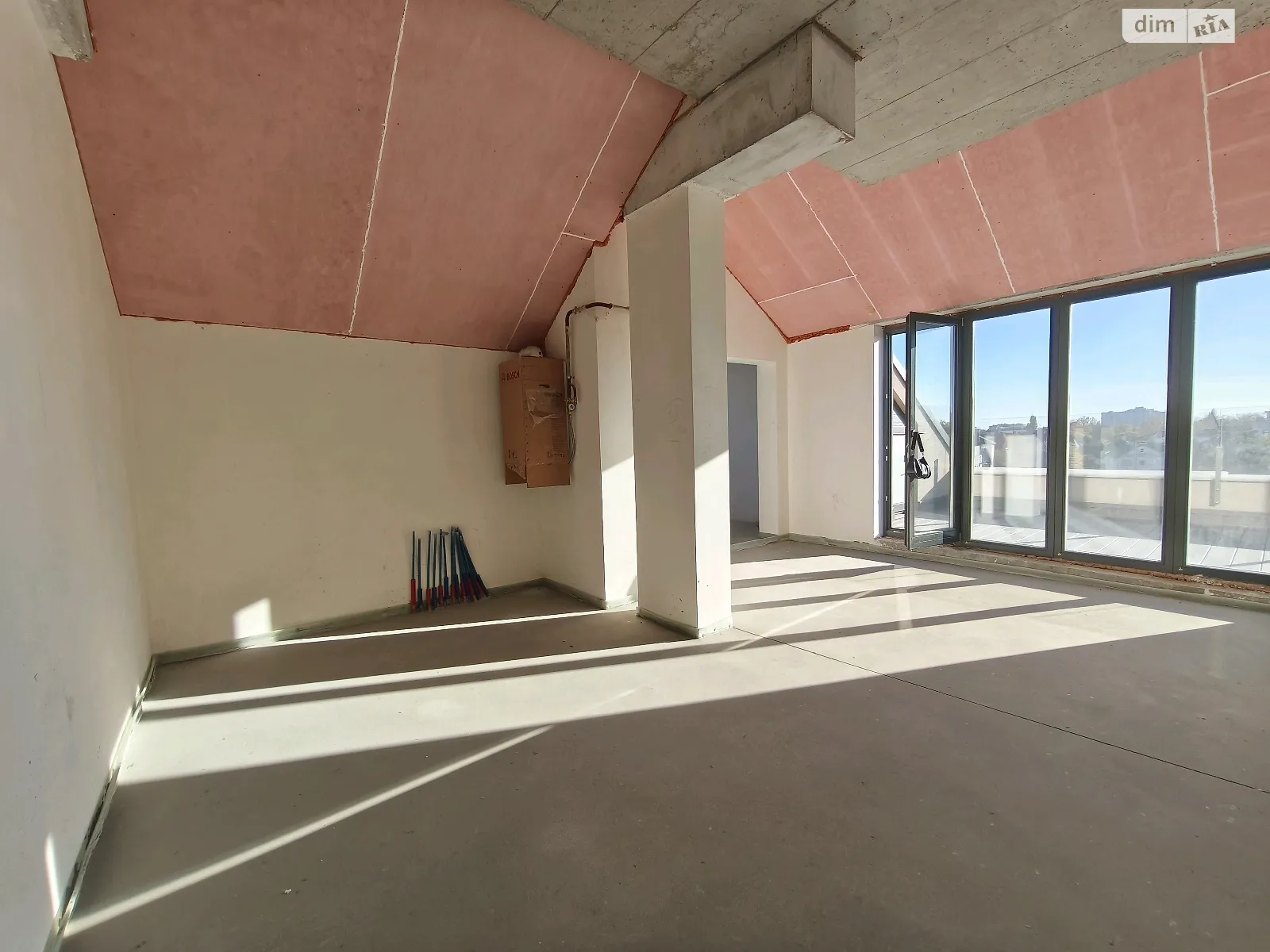 Продается 4-комнатная квартира 115 кв. м в Одессе, Фонтанская дор., 64 - фото 1