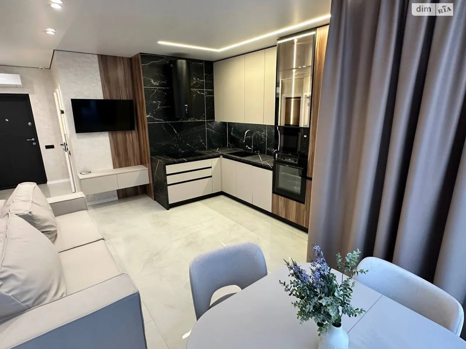 Продается 1-комнатная квартира 46 кв. м в, цена: 90000 $ - фото 1