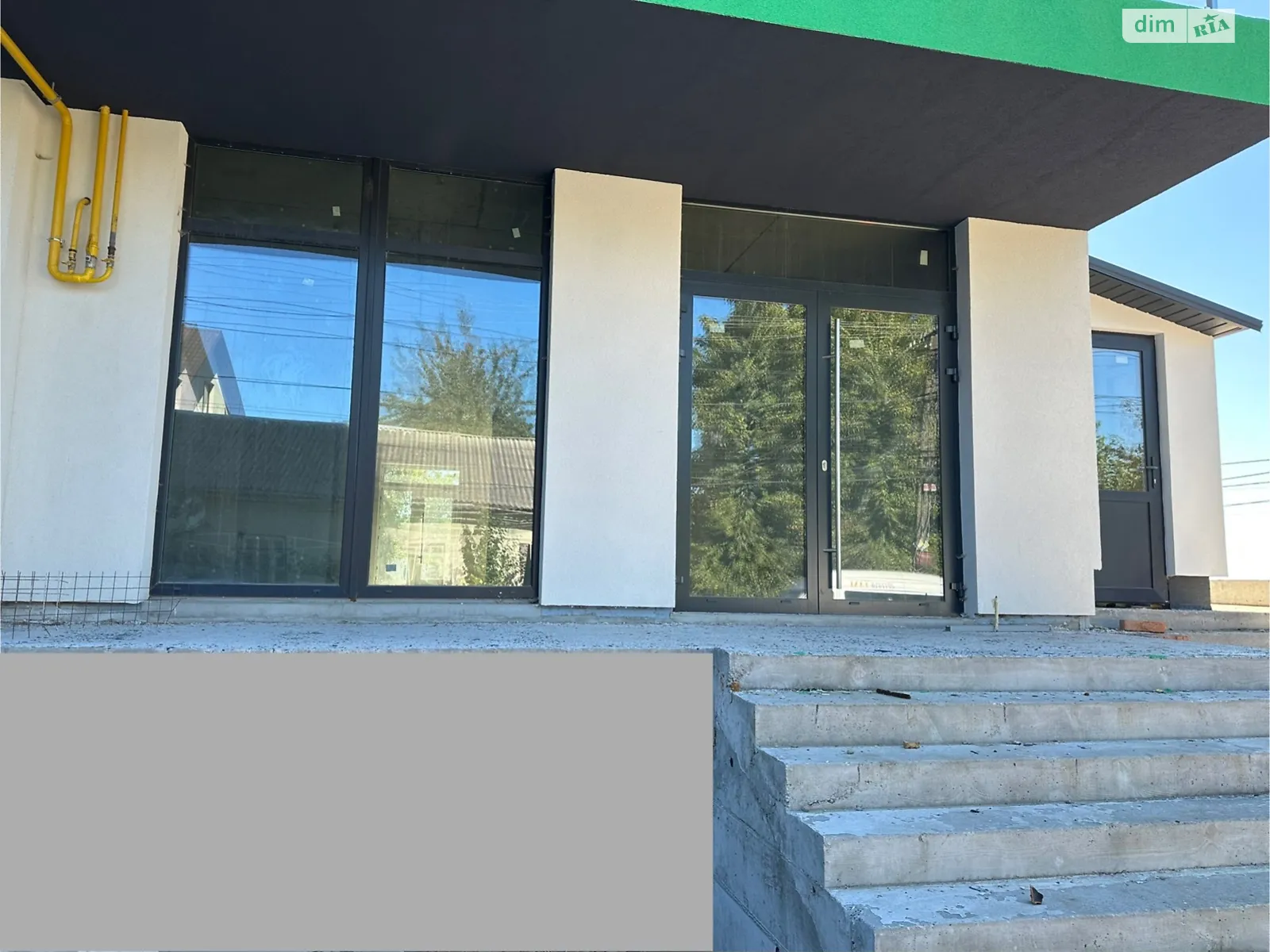 Сдается в аренду помещения свободного назначения 77 кв. м в 9-этажном здании, цена: 26950 грн - фото 1