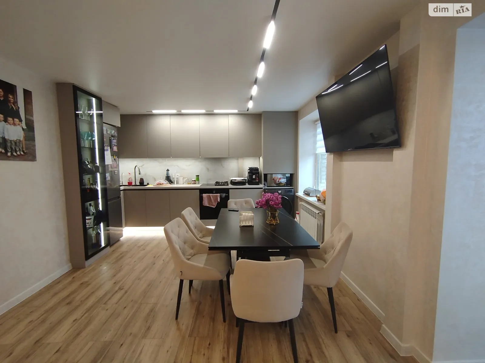 Продається 2-кімнатна квартира 77.7 кв. м у Вінниці, вул. Академіка Янгеля, 65 - фото 1