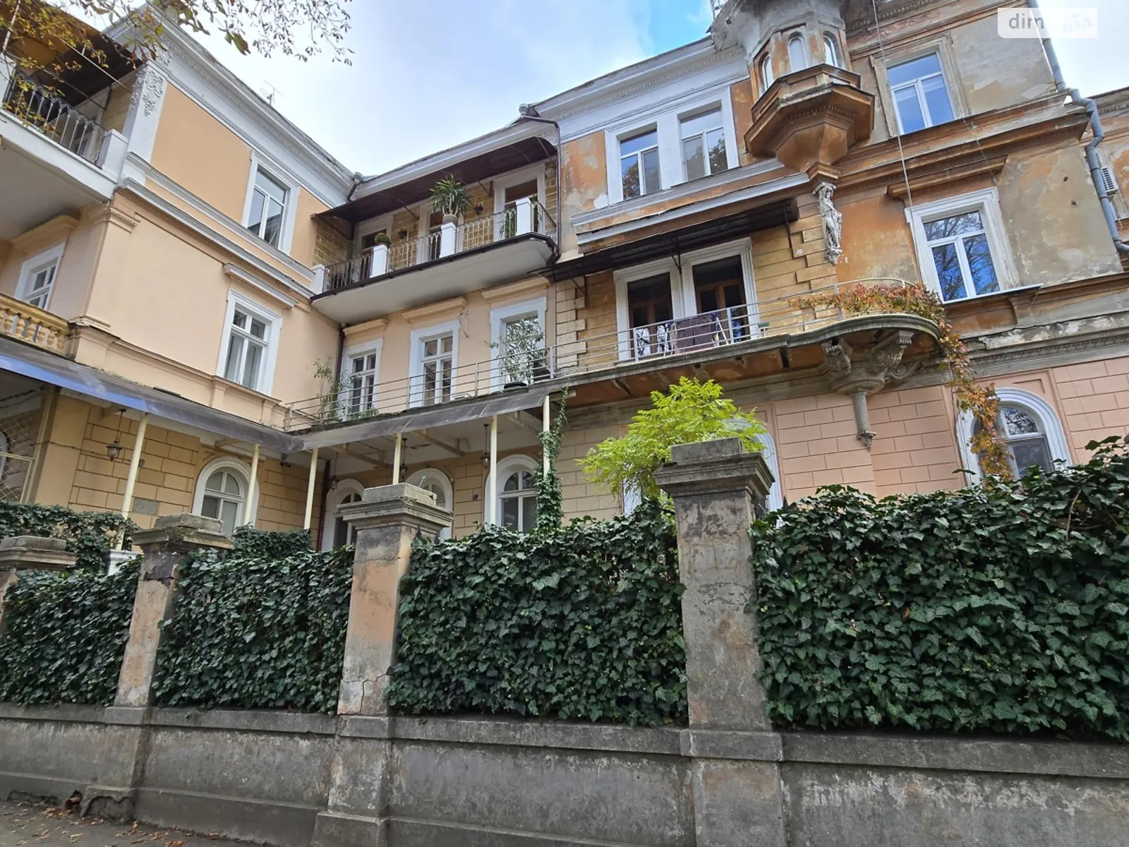 Продается комната 32 кв. м в Одессе, цена: 10900 $ - фото 1