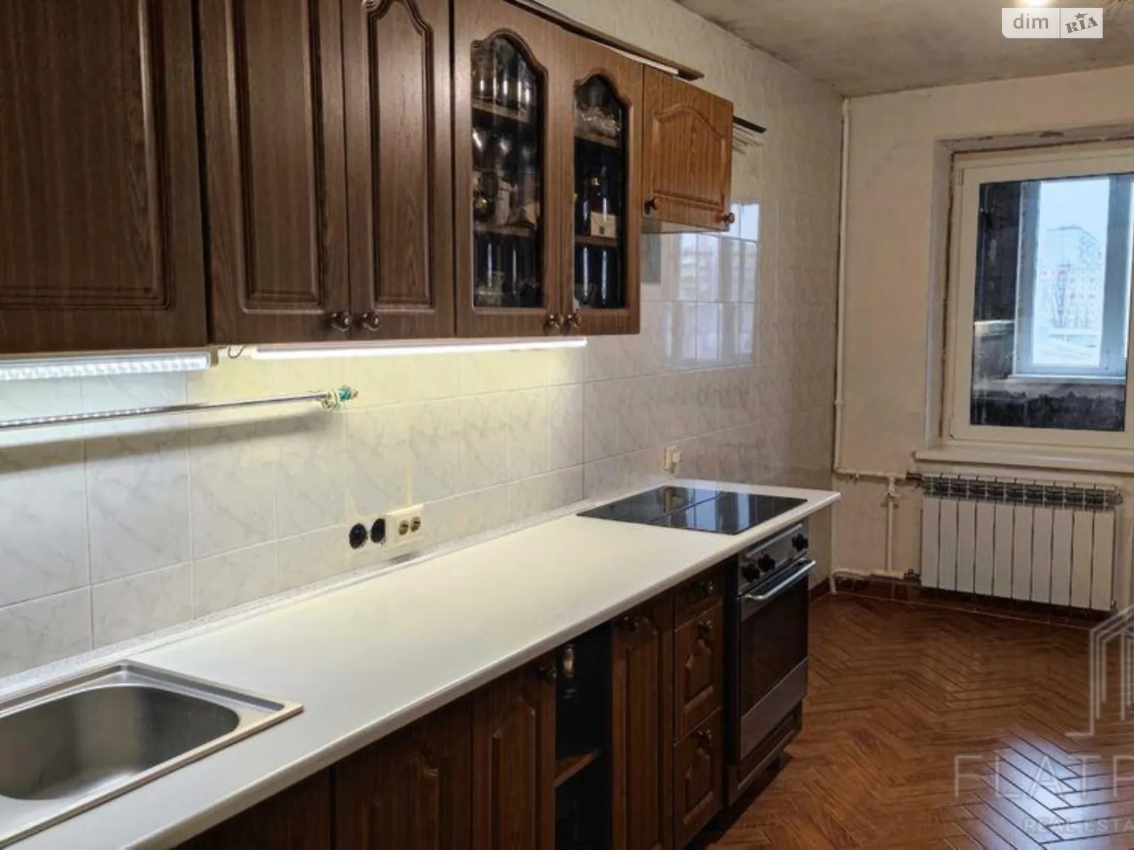 Продається 2-кімнатна квартира 77.8 кв. м у Києві, просп. Володимира Івасюка, 16Б - фото 1