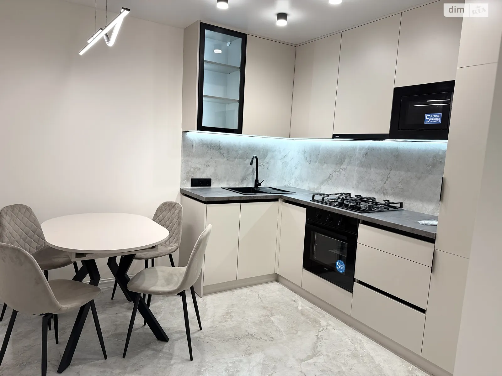 2-комнатная квартира 55 кв. м в Тернополе, ул. Киевская, 9Г - фото 1