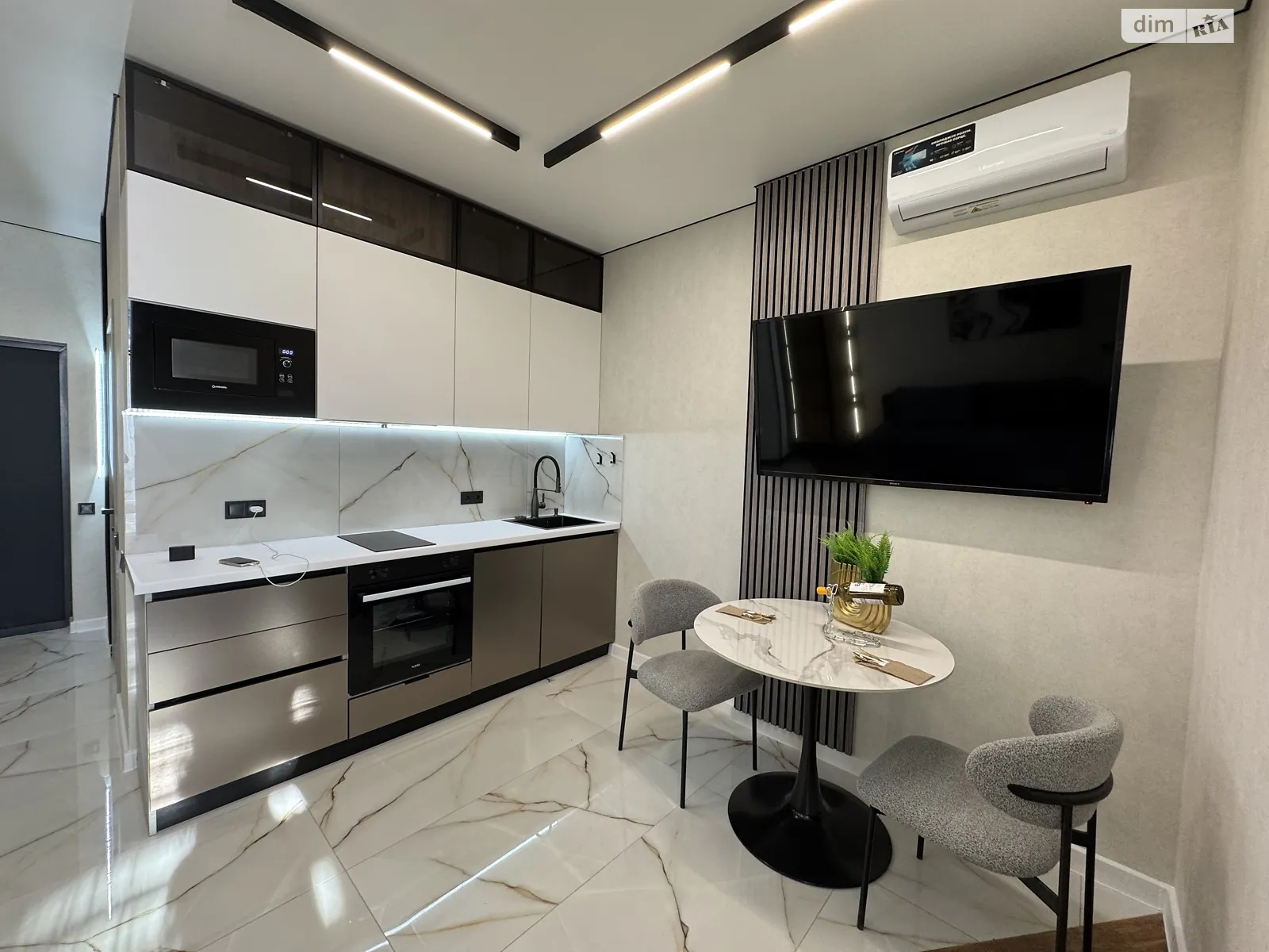 Продается 1-комнатная квартира 34 кв. м в Одессе, пер. Курортный, 2 корпус 4 - фото 1