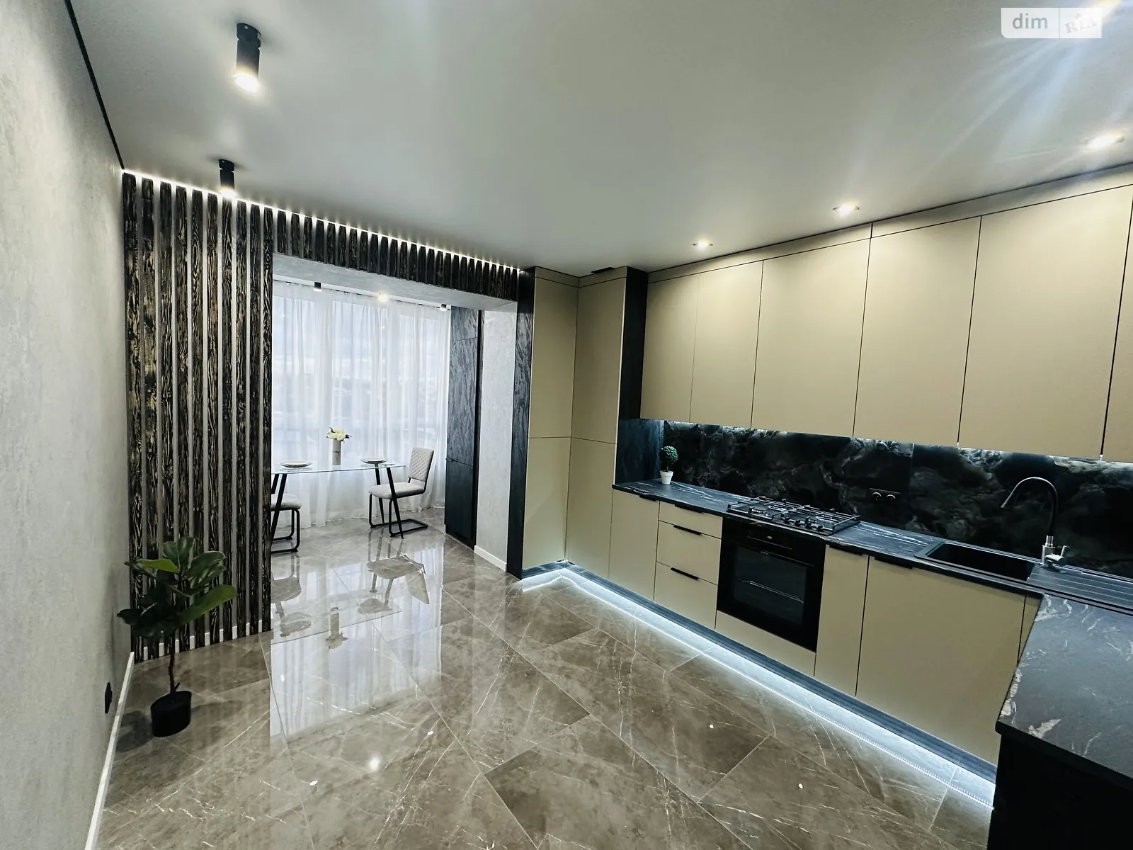 Продается 1-комнатная квартира 47 кв. м в Хмельницком, Винницкое шоссе, 1/8Б - фото 1