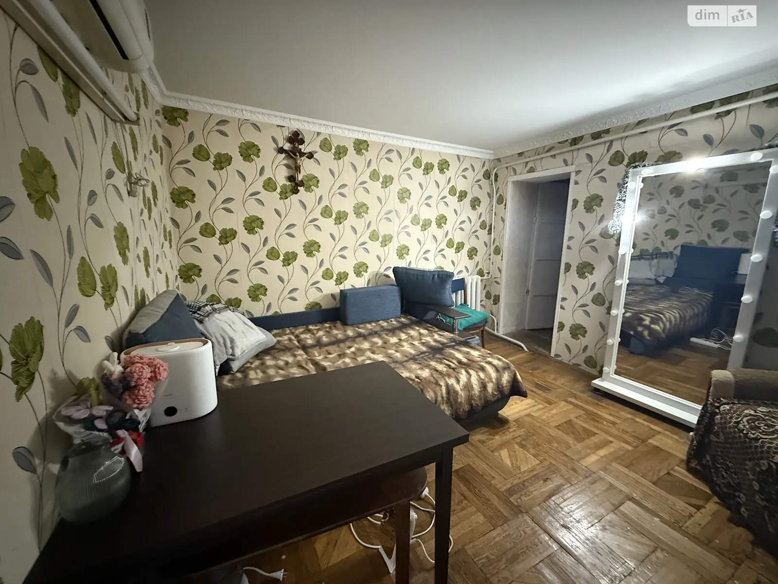 Продается 4-комнатная квартира 80 кв. м в Одессе, ул. Екатерининская - фото 1