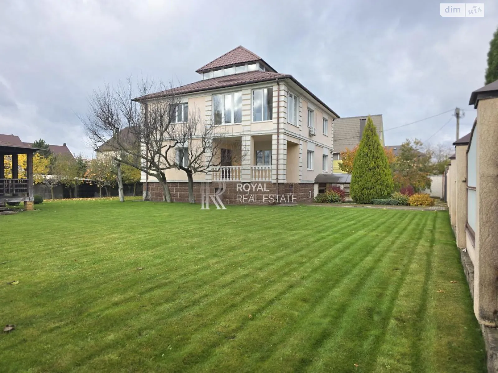 Продається будинок 2 поверховий 297.7 кв. м з банею/сауною, цена: 300000 $ - фото 1