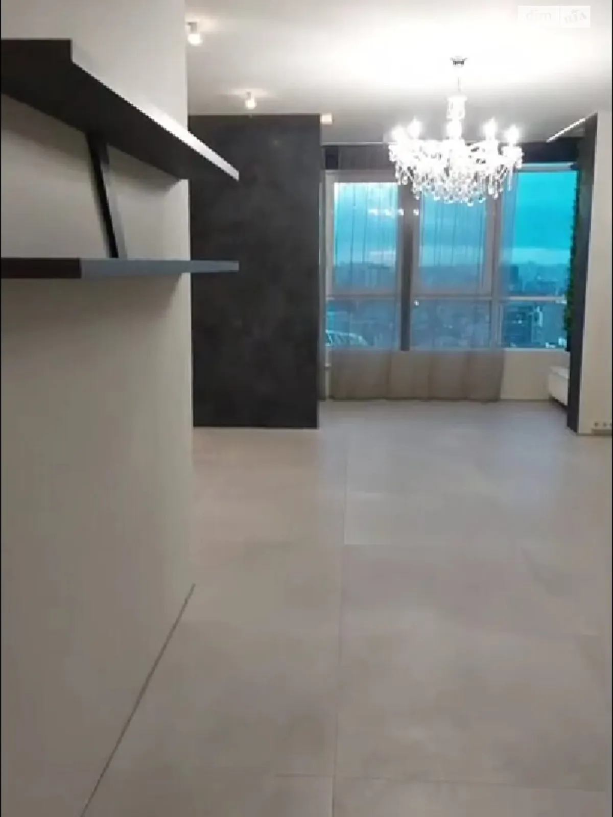 Продается 3-комнатная квартира 106.6 кв. м в Киеве, бул. Леси Украинки, 7В - фото 1