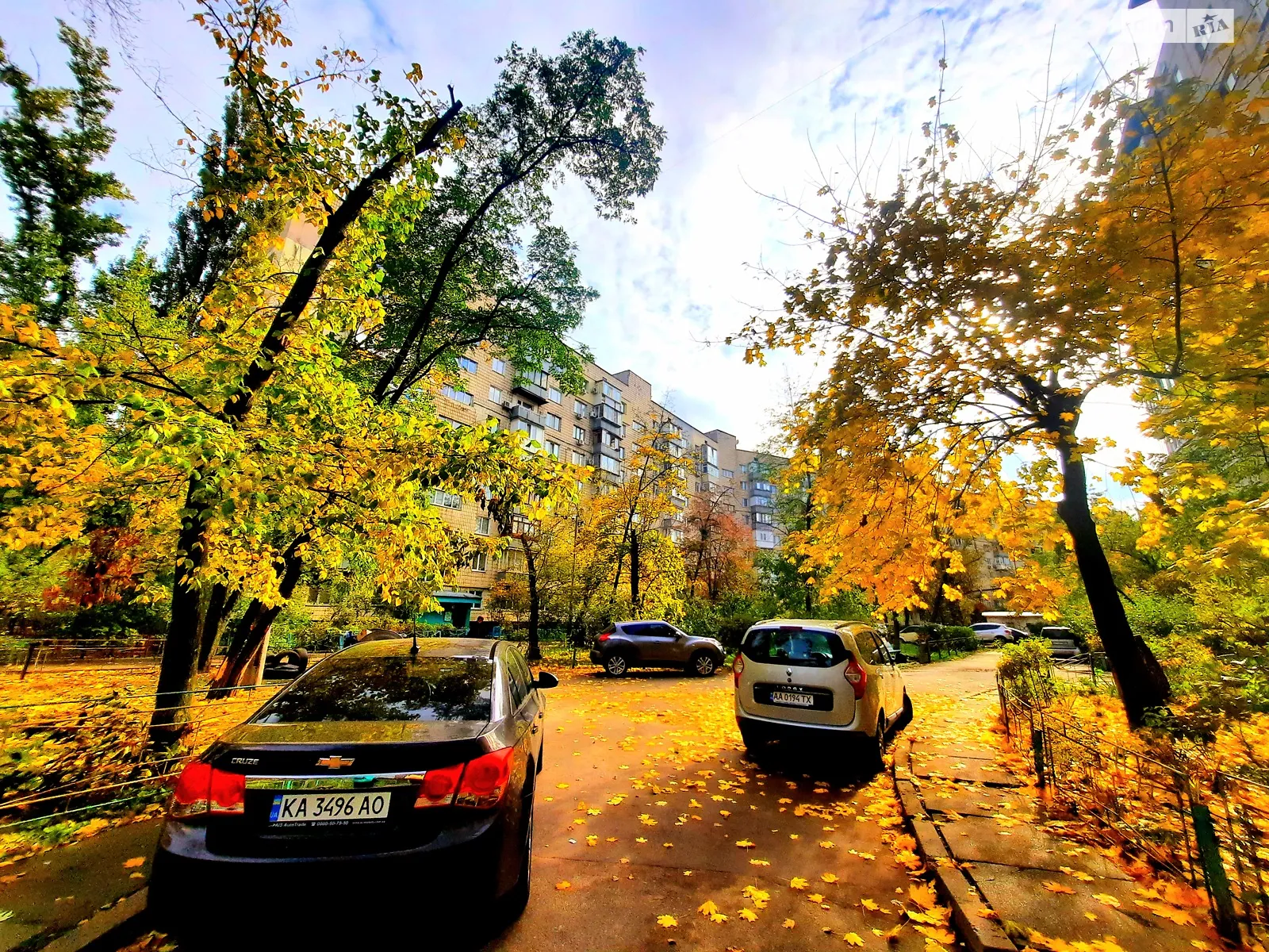 Продається 3-кімнатна квартира 82 кв. м у Києві, вул. Івана Мазепи(Січневого Повстання), 11А - фото 1