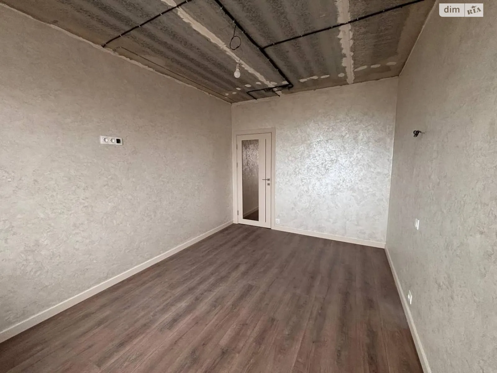 Продається 2-кімнатна квартира 55 кв. м у Бучі, вул. Миколи Мозгового - фото 1