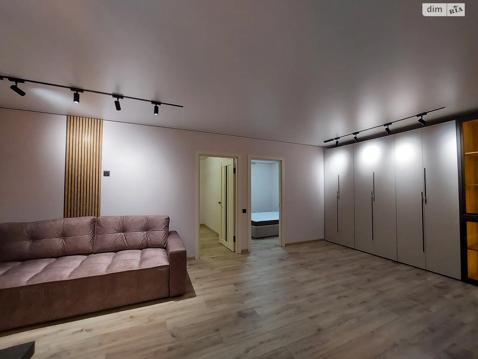 2-кімнатна квартира 68.4 кв. м у Тернополі, вул. Підволочиське шосе - фото 1