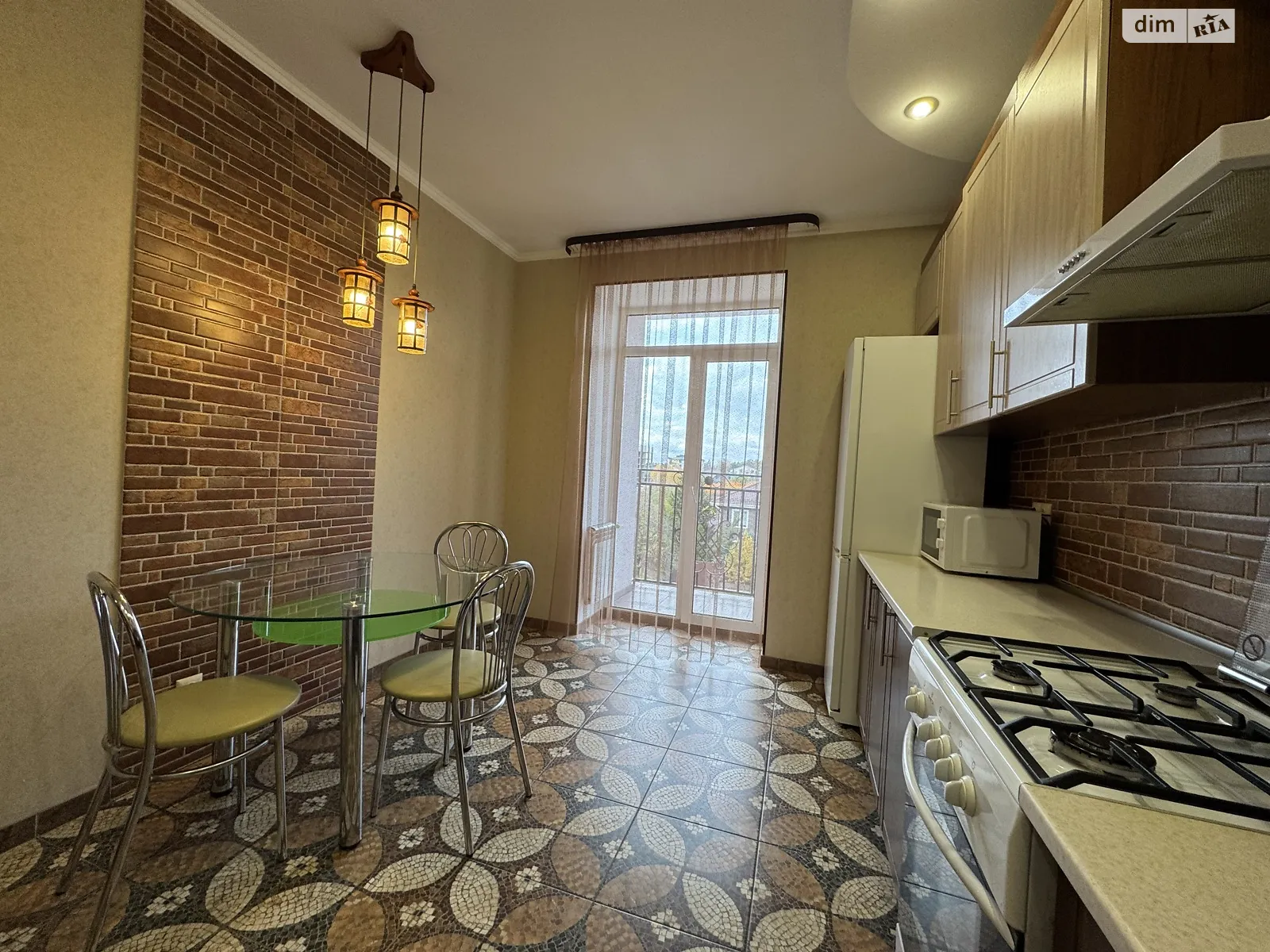 Продается 2-комнатная квартира 59.8 кв. м в Буче, ул. Новое Шоссе, 8Б - фото 1