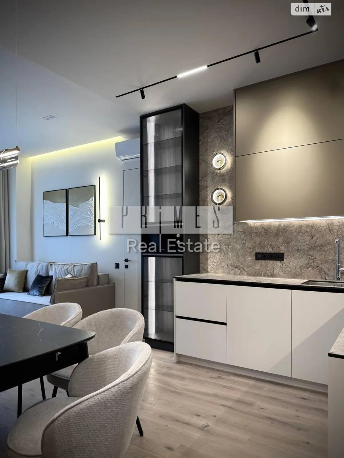 Продается 3-комнатная квартира 62 кв. м в Киеве, ул. Владимирская, 86А - фото 1