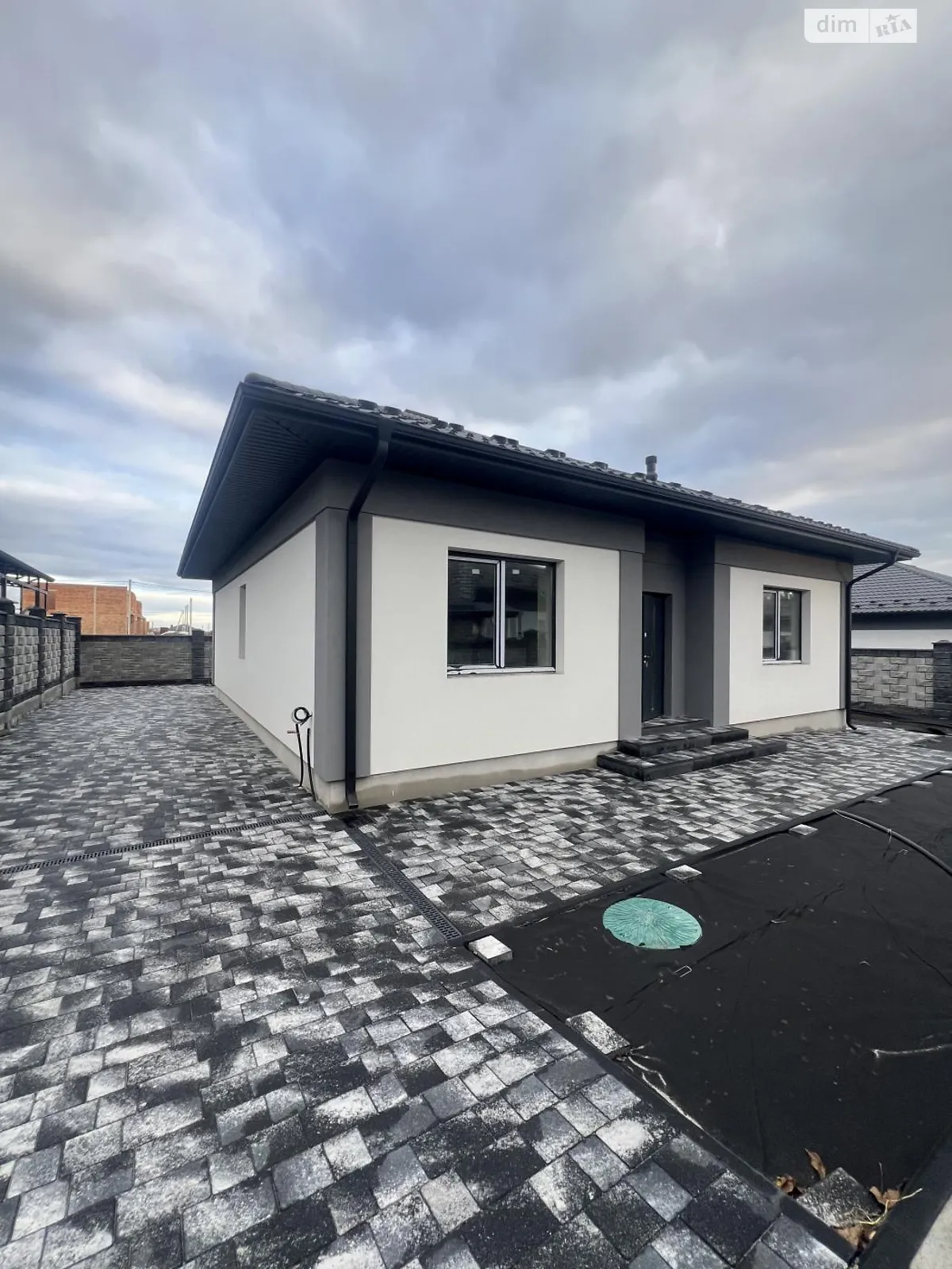 Продается одноэтажный дом 115 кв. м с балконом, цена: 115000 $ - фото 1