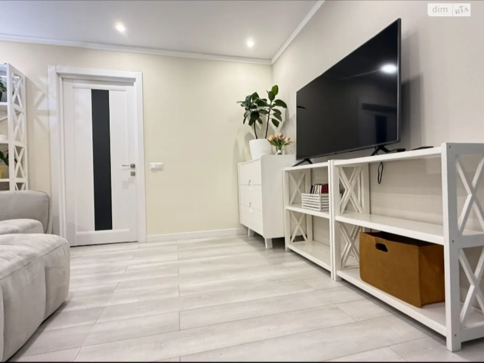 Продается 2-комнатная квартира 71.3 кв. м в Виннице, ул. Келецкая, 99Б - фото 1