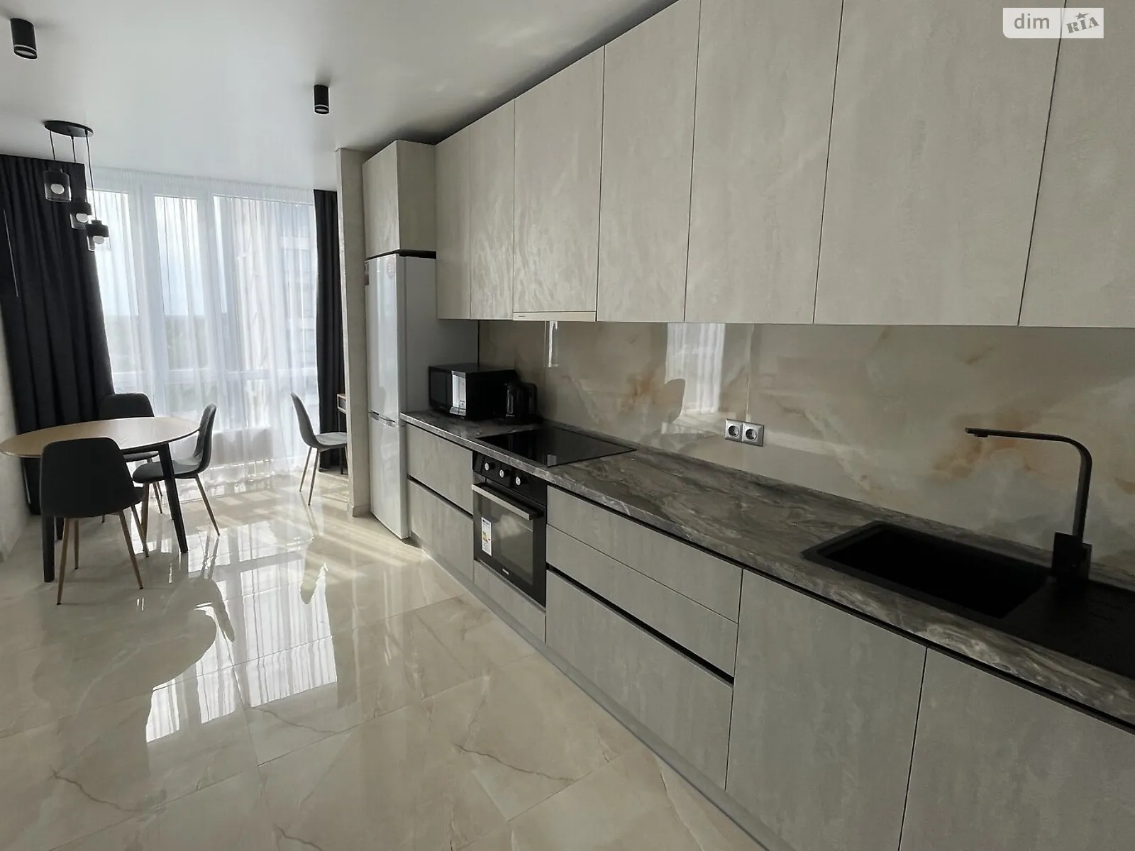 Здається в оренду 1-кімнатна квартира 48 кв. м у Вінниці, вул. 600-річчя - фото 1