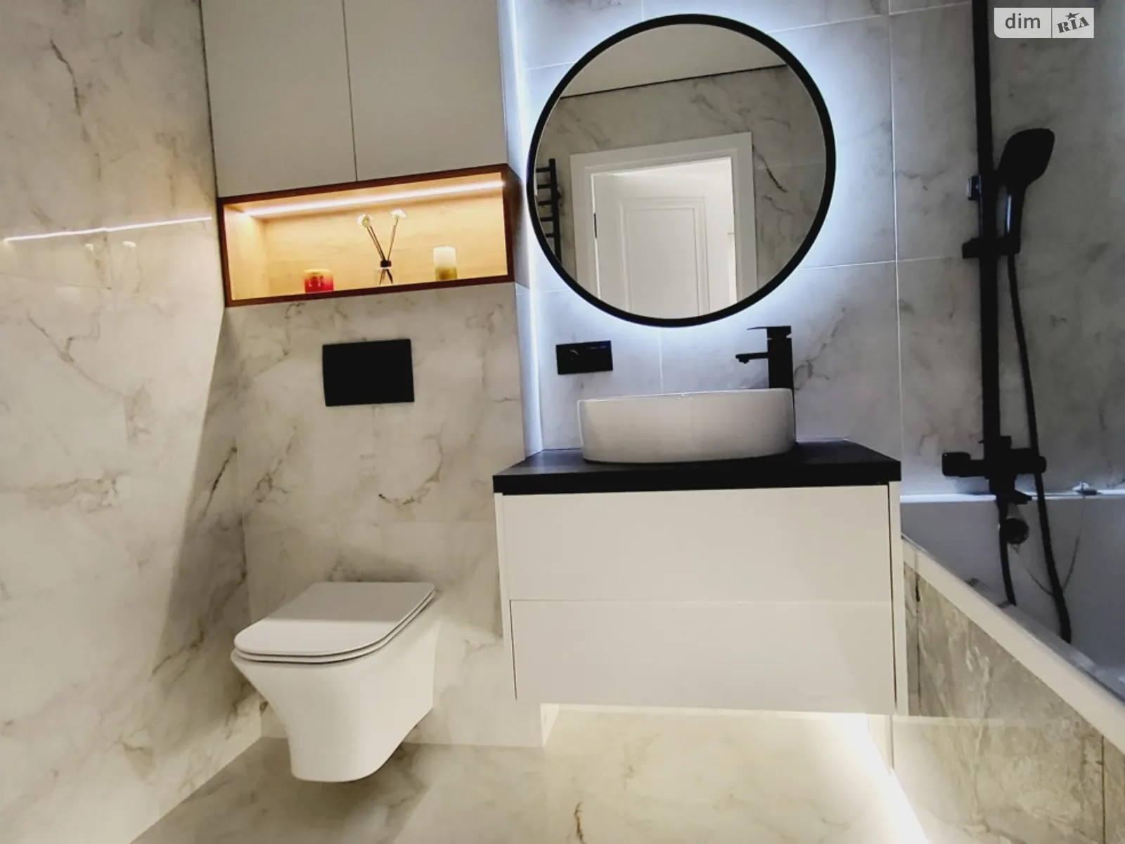 Продається 1-кімнатна квартира 40 кв. м у Вінниці, вул. Академіка Янгеля, 54 - фото 1