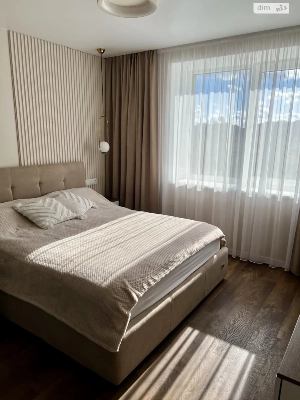 2-комнатная квартира 74 кв. м в Тернополе, ул. Владимира Великого - фото 1