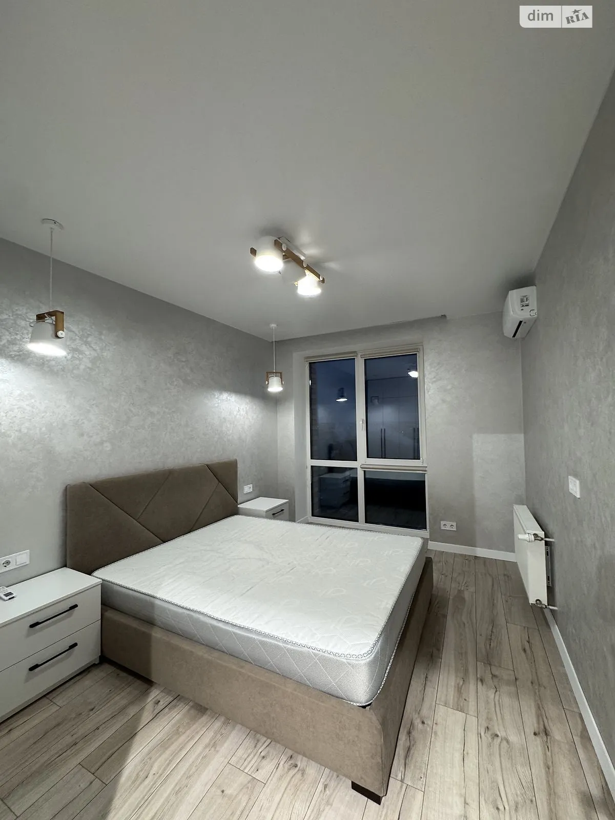 1-комнатная квартира 56 кв. м в Луцке - фото 1