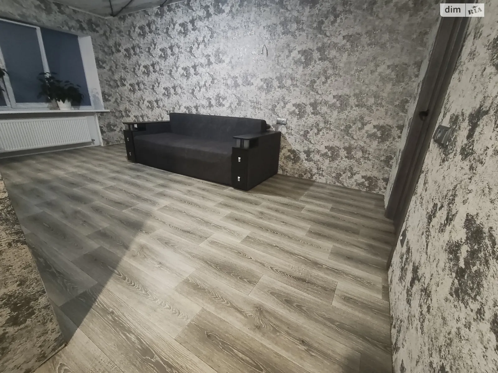 Продається 2-кімнатна квартира 41 кв. м у Лозовій, бул. Шевченка(Жовтнева вул.) - фото 1