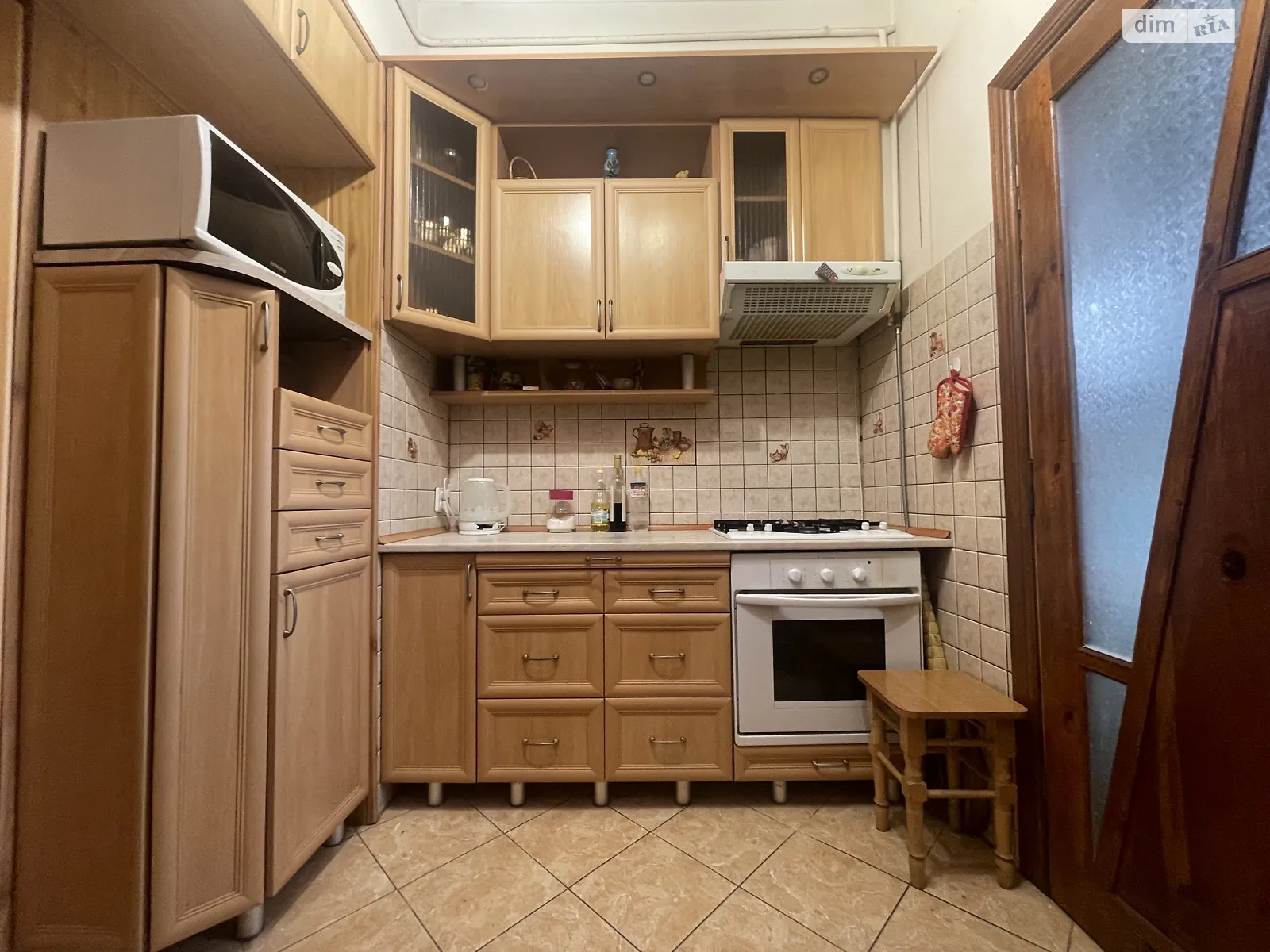 Сдается в аренду 1-комнатная квартира 48 кв. м в Львове, ул. Грювальдская, 9 - фото 1