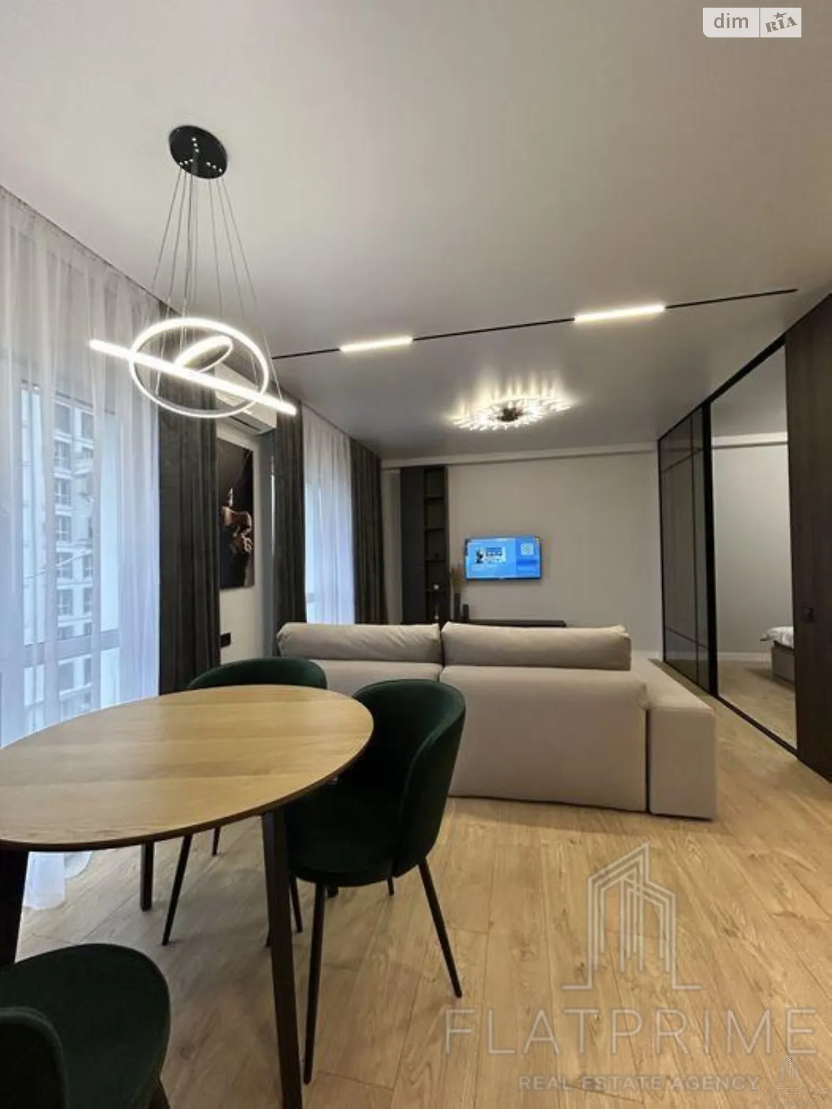 Продается 1-комнатная квартира 41 кв. м в Киеве, ул. Михаила Максимовича, 24В - фото 1