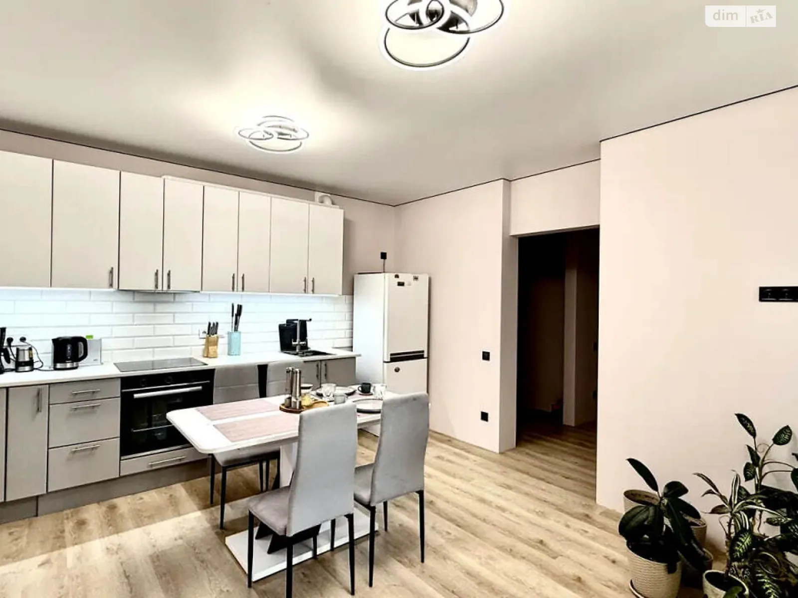 Продается 2-комнатная квартира 62 кв. м в Киеве, цена: 123000 $ - фото 1