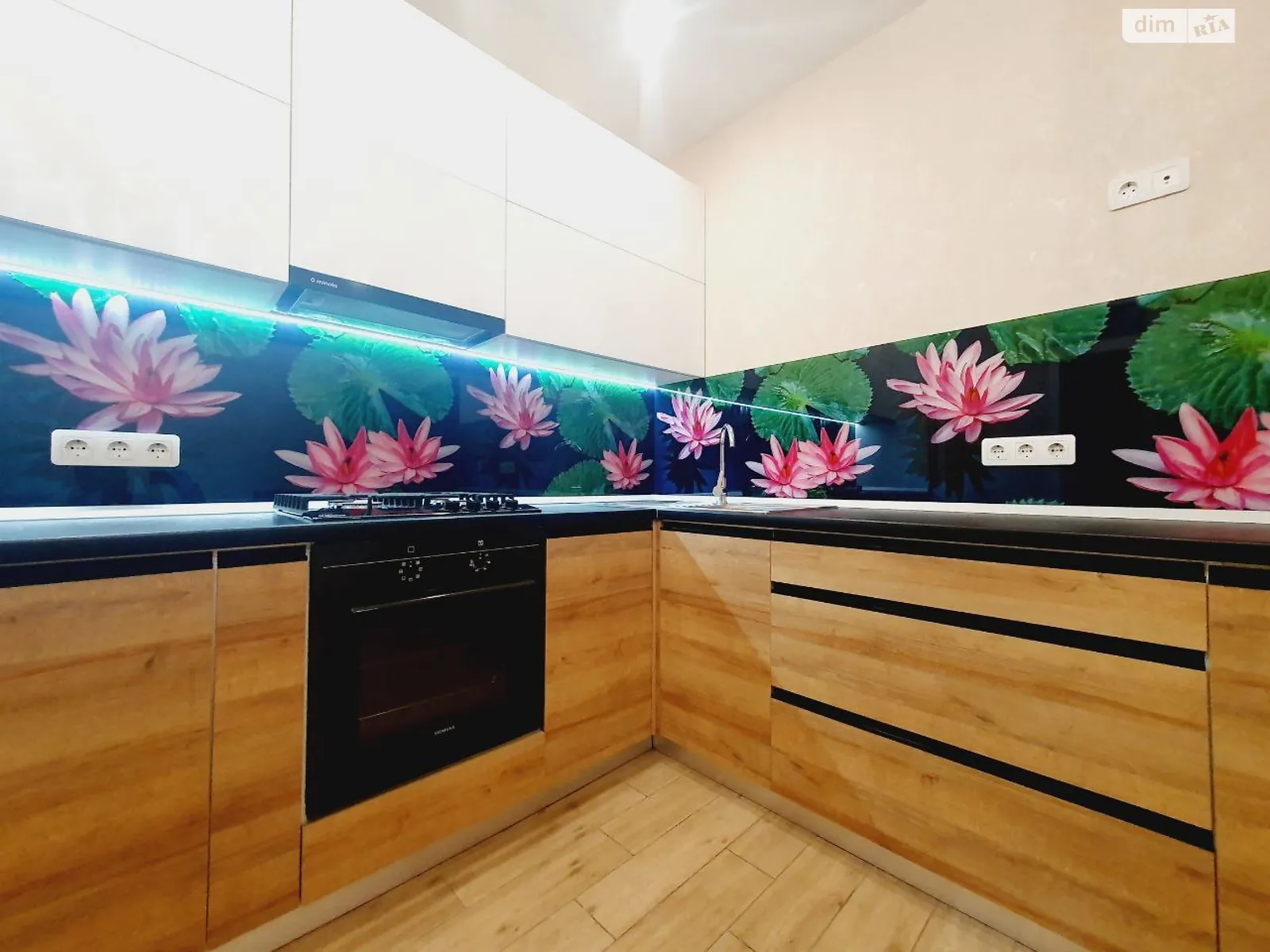 Здається в оренду 1-кімнатна квартира 42 кв. м у Вінниці, вул. Праведників світу(Максимовича) - фото 1