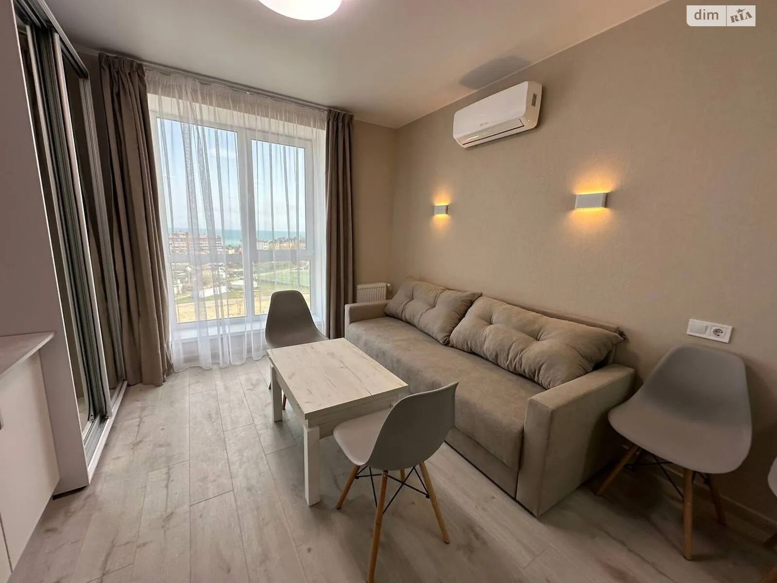 Продається 1-кімнатна квартира 30.7 кв. м у Чорноморську, вул. Лазурна(Гайдара) - фото 1