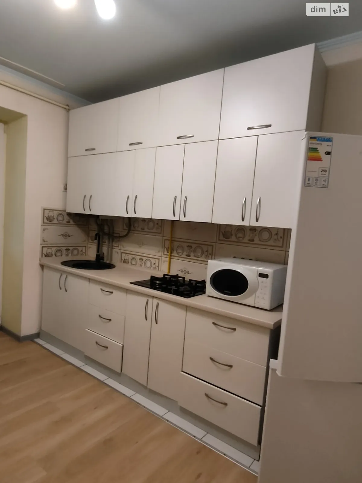 Продается 1-комнатная квартира 39 кв. м в Ирпене, ул. Николая Сингаевского(Новооскольская), 10В - фото 1