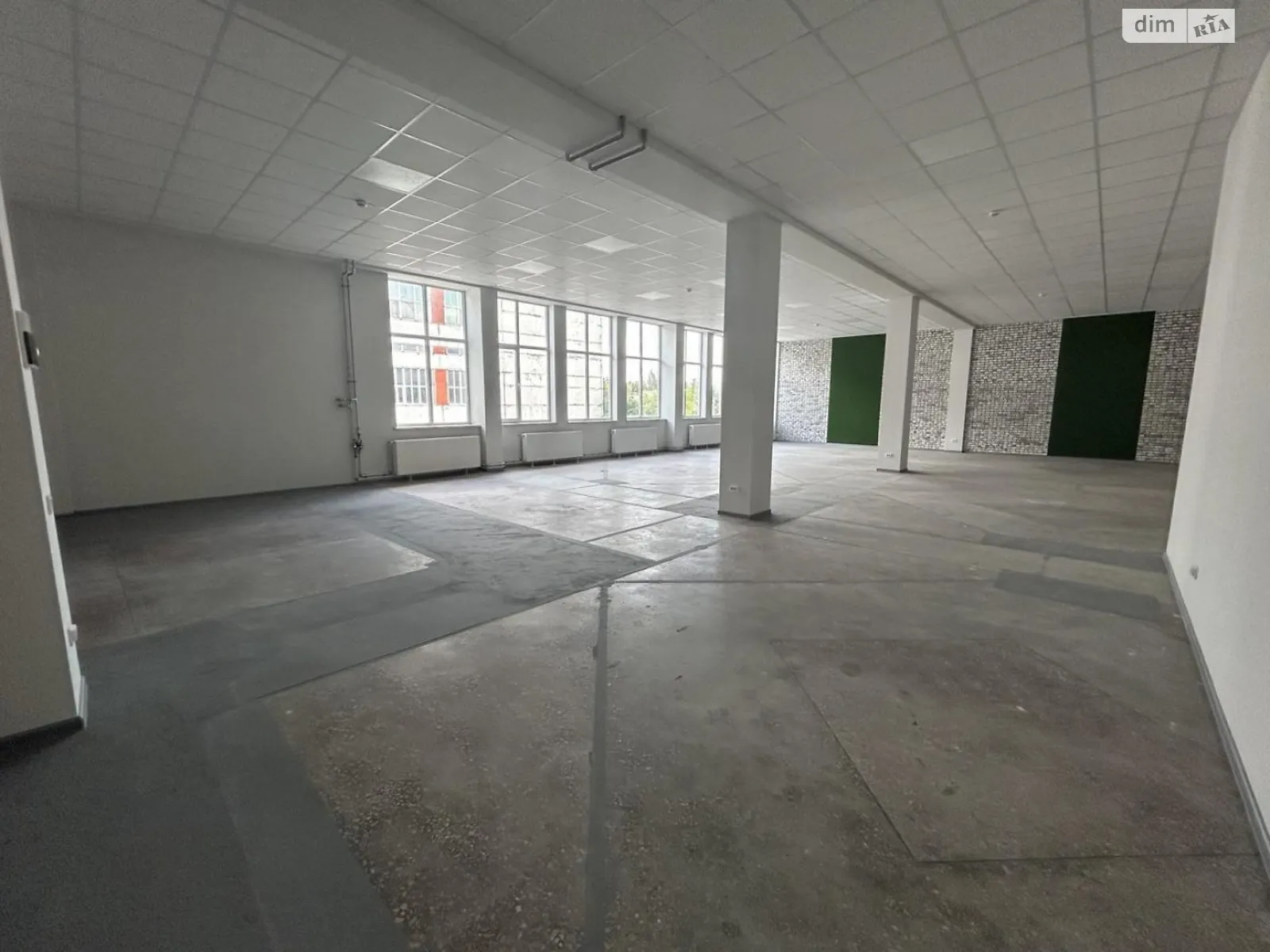 Здається в оренду офіс 215 кв. м в бізнес-центрі, цена: 180 грн - фото 1