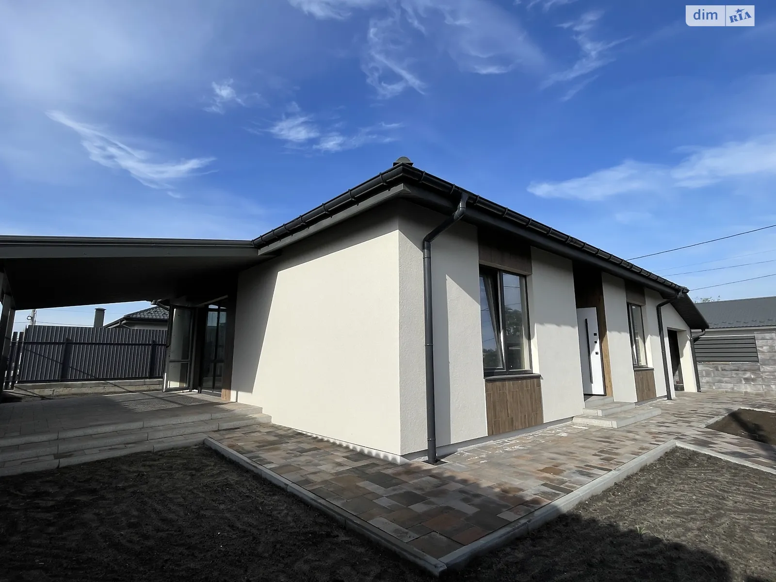 Продается одноэтажный дом 100 кв. м с камином, цена: 91000 $ - фото 1