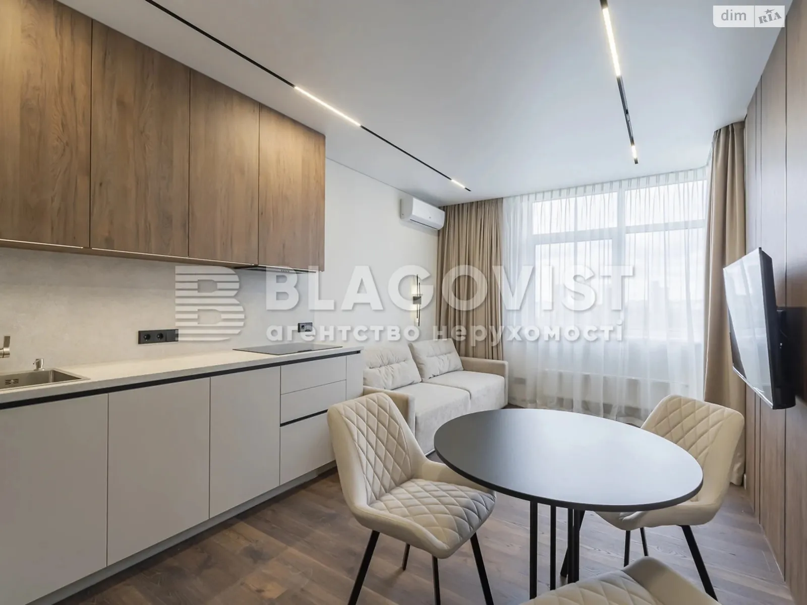 Продается 2-комнатная квартира 60.3 кв. м в Киеве, ул. Александра Олеся, 7 - фото 1