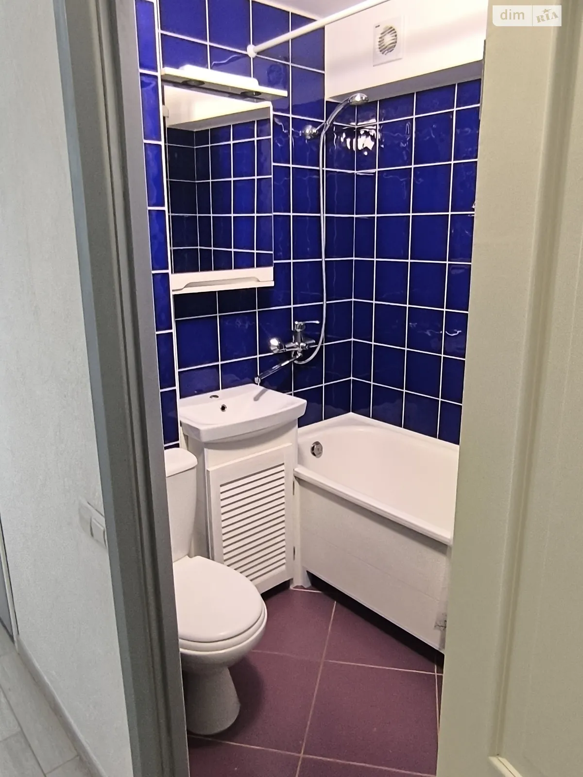 Продається 1-кімнатна квартира 27 кв. м у Києві, просп. Алішера Навої, 67 - фото 1